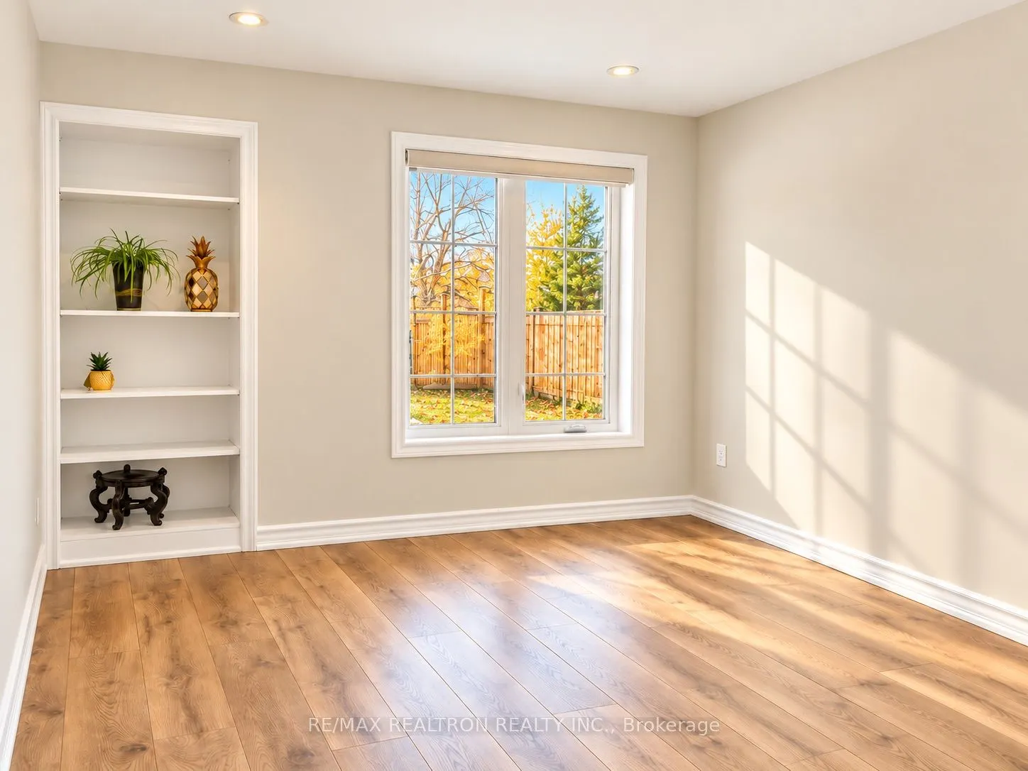 49 Roy Harper Avenue #Lower