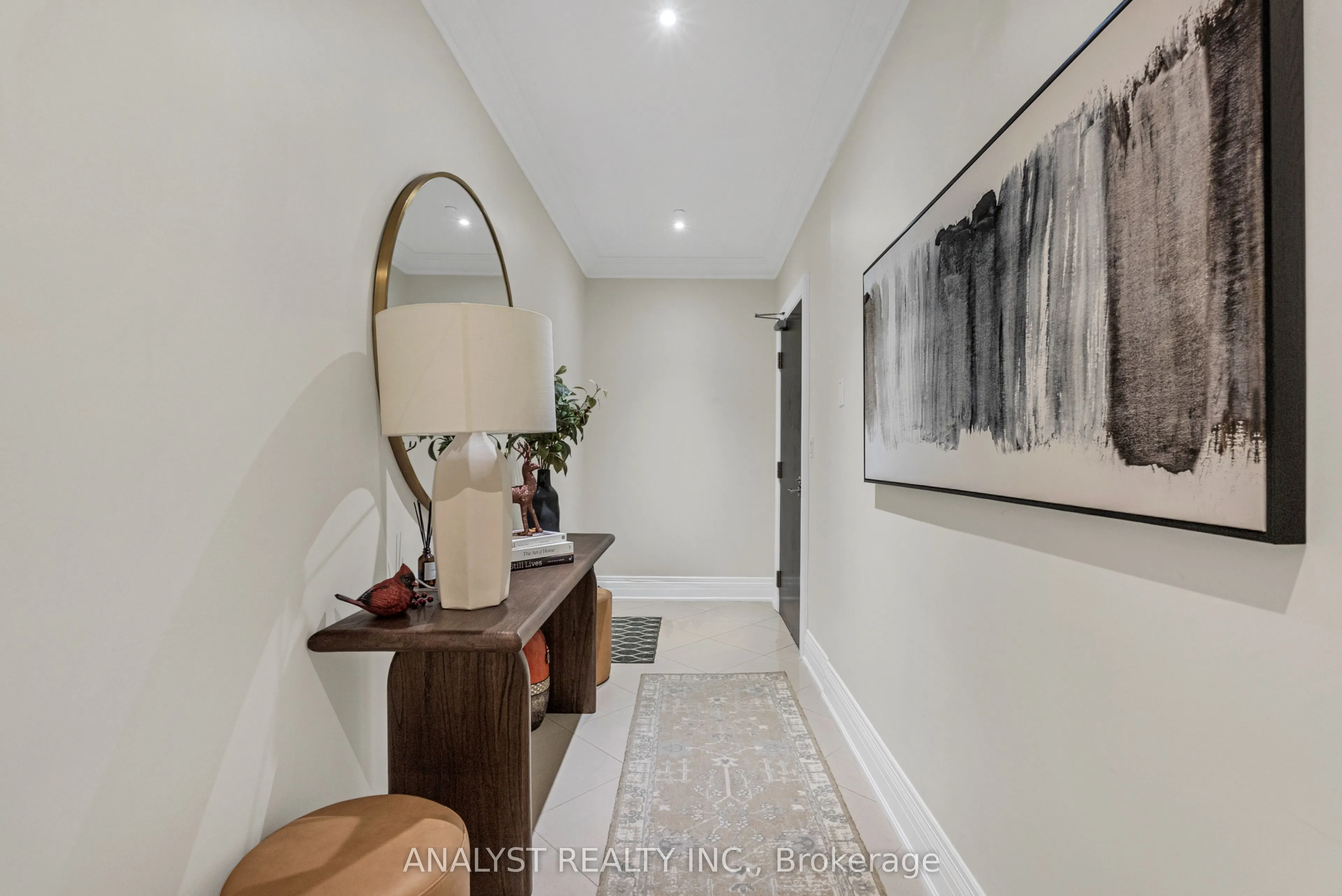 80 Burns Boulevard #204