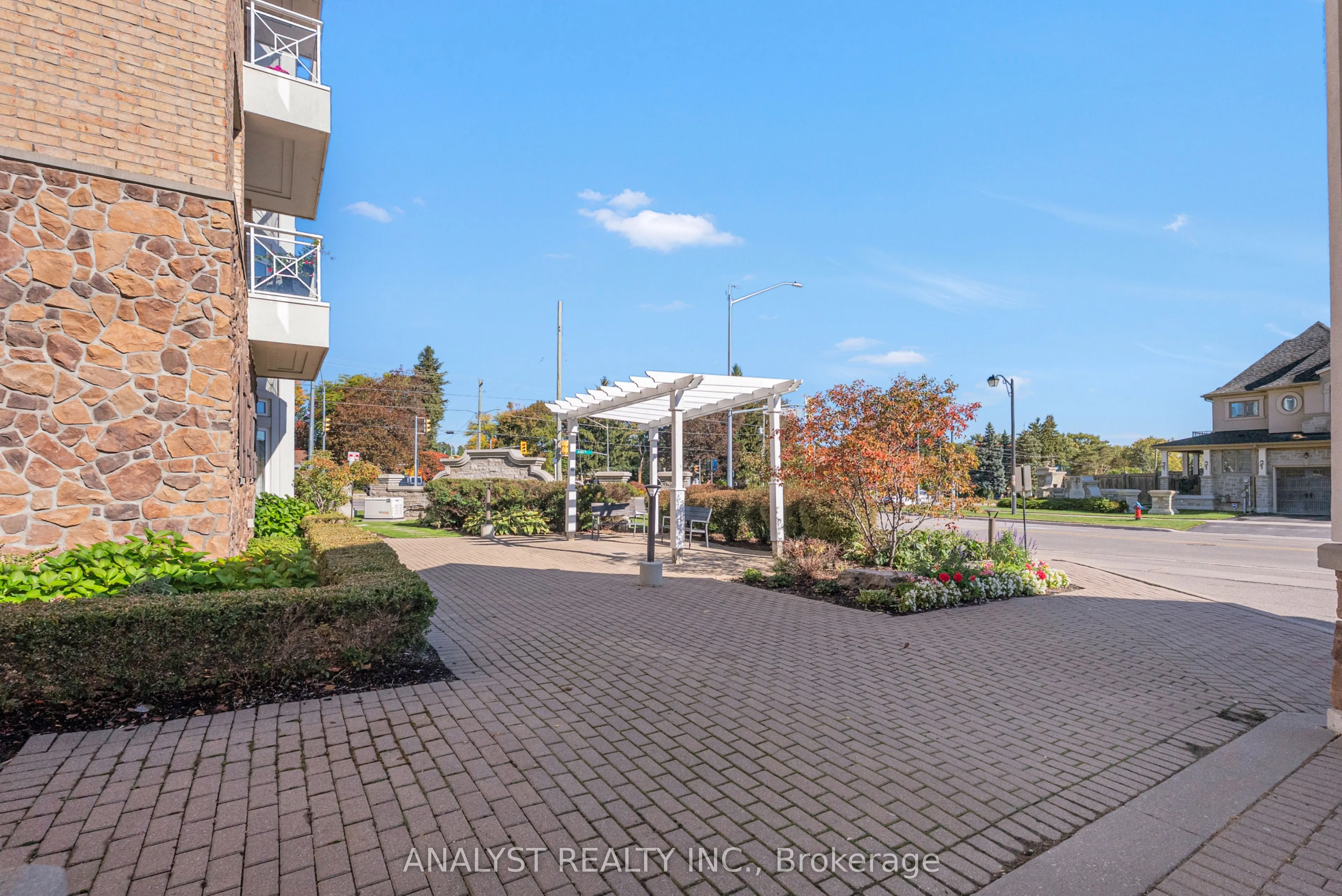 80 Burns Boulevard #204