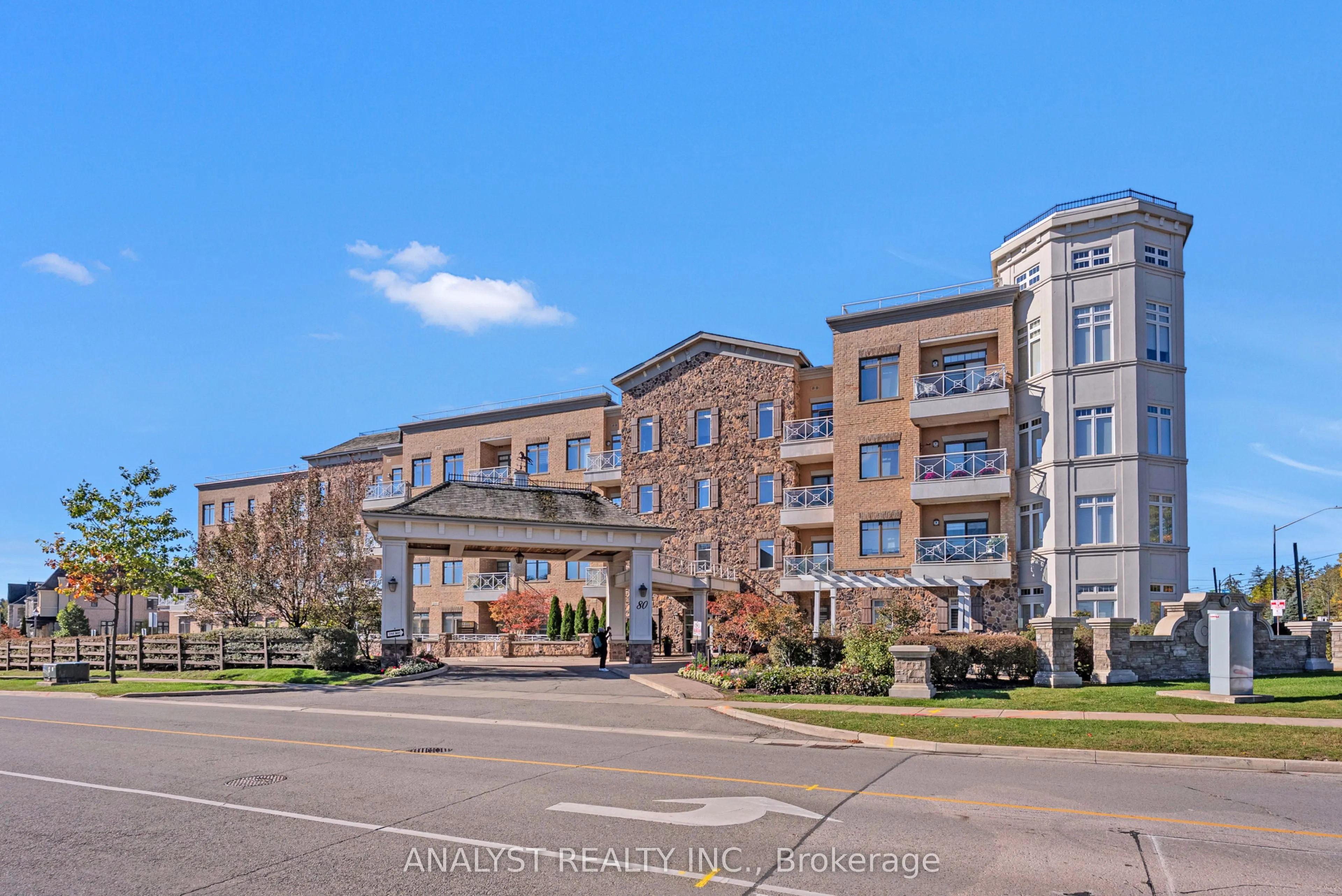 80 Burns Boulevard #204