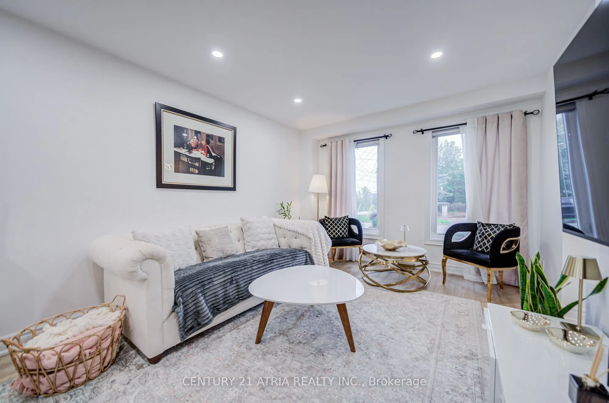 670 Elgin Street