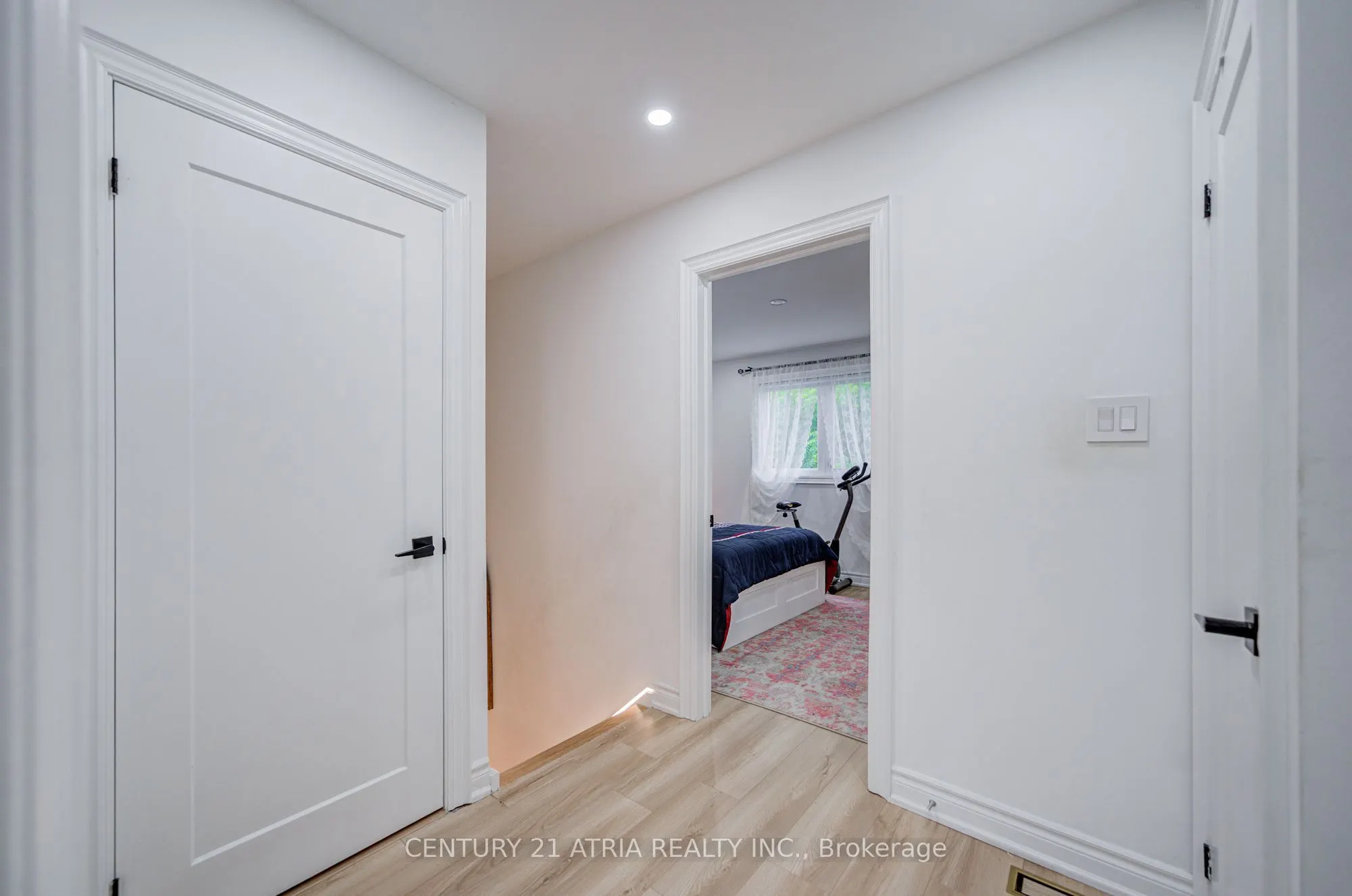 670 Elgin Street