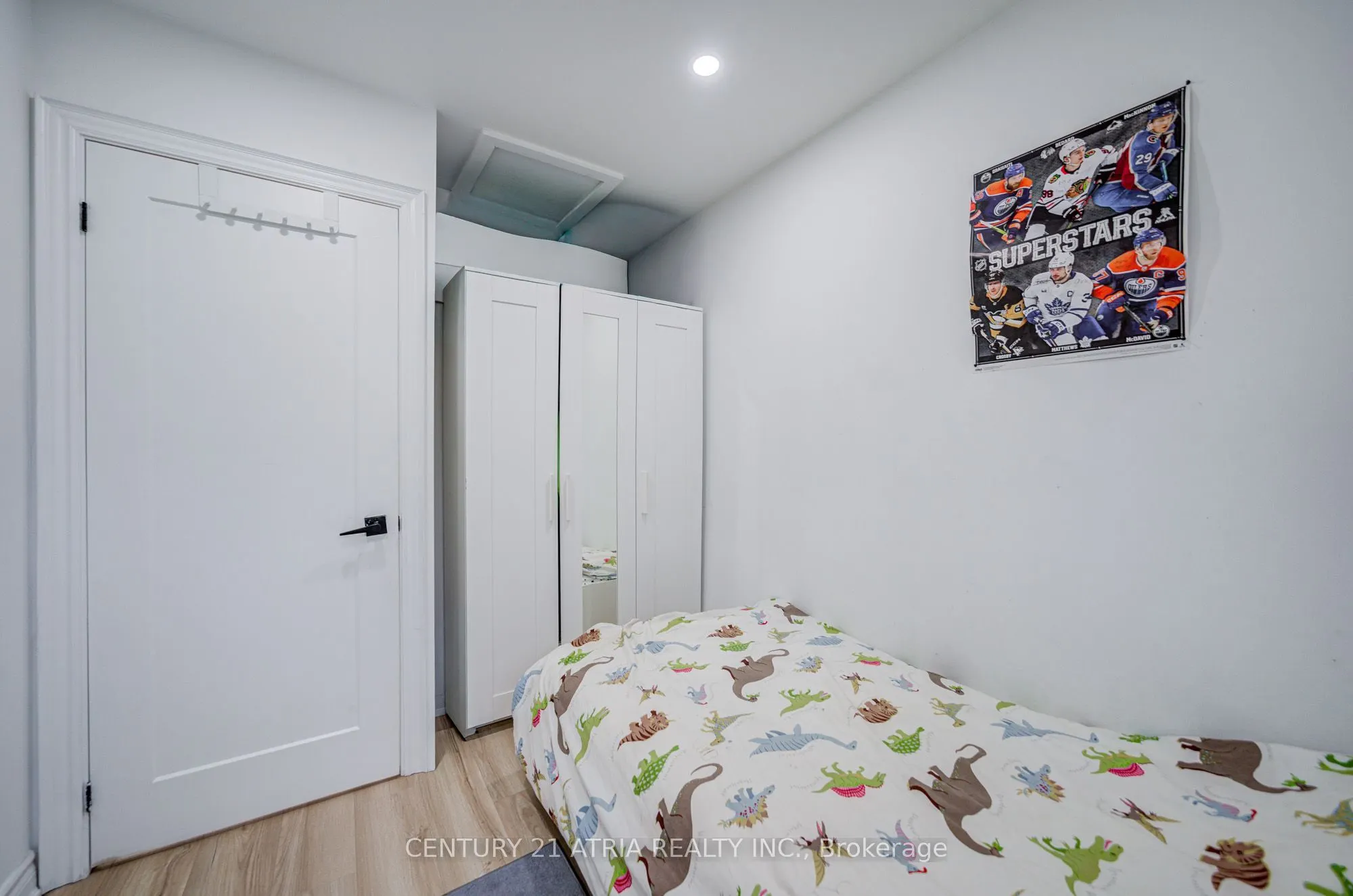 670 Elgin Street