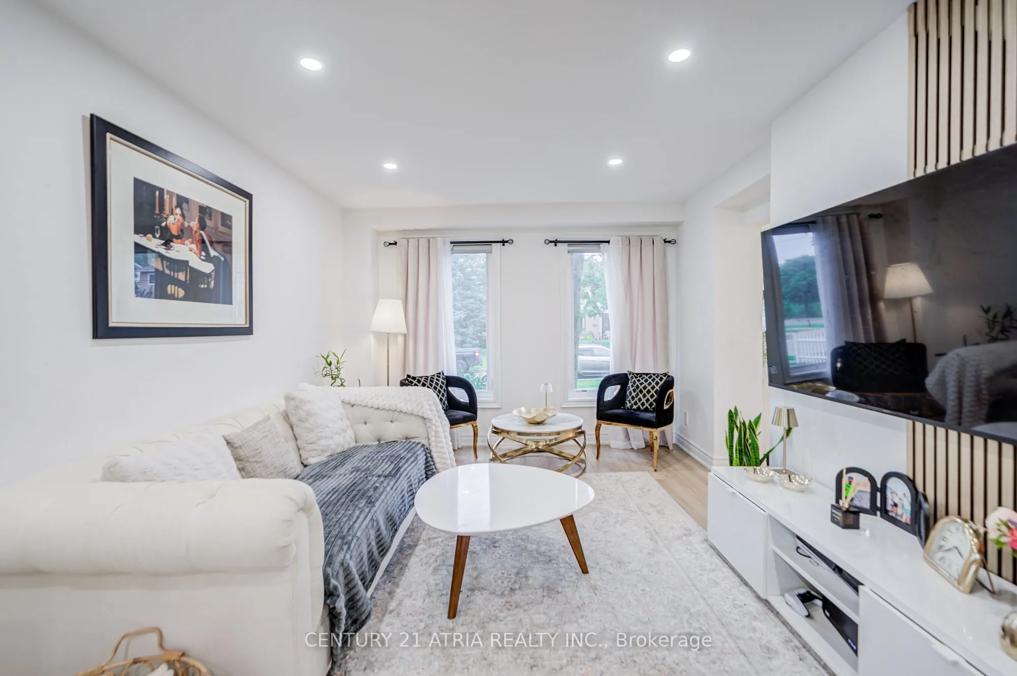670 Elgin Street