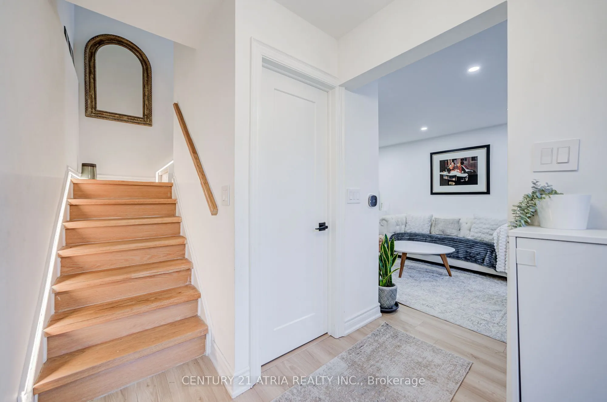 670 Elgin Street