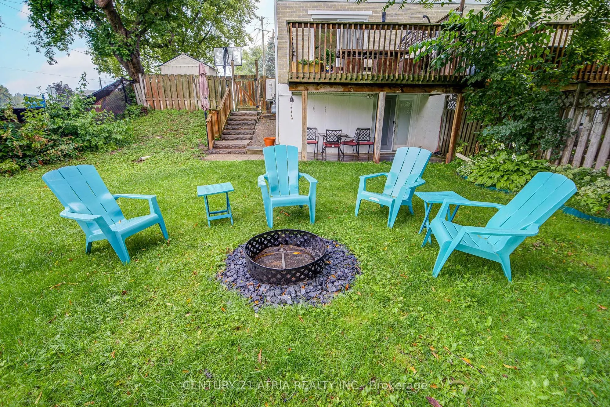 670 Elgin Street
