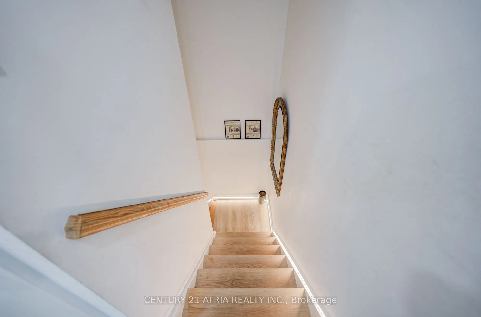 670 Elgin Street