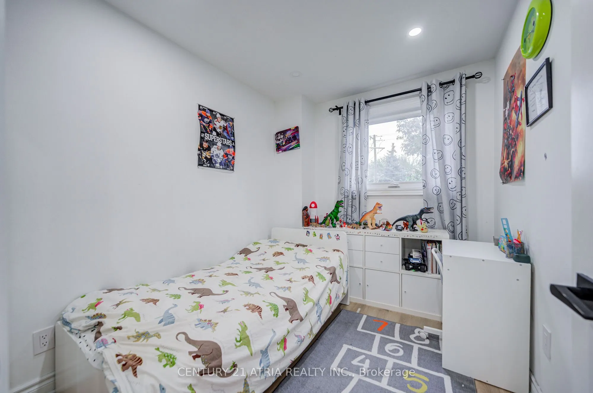670 Elgin Street