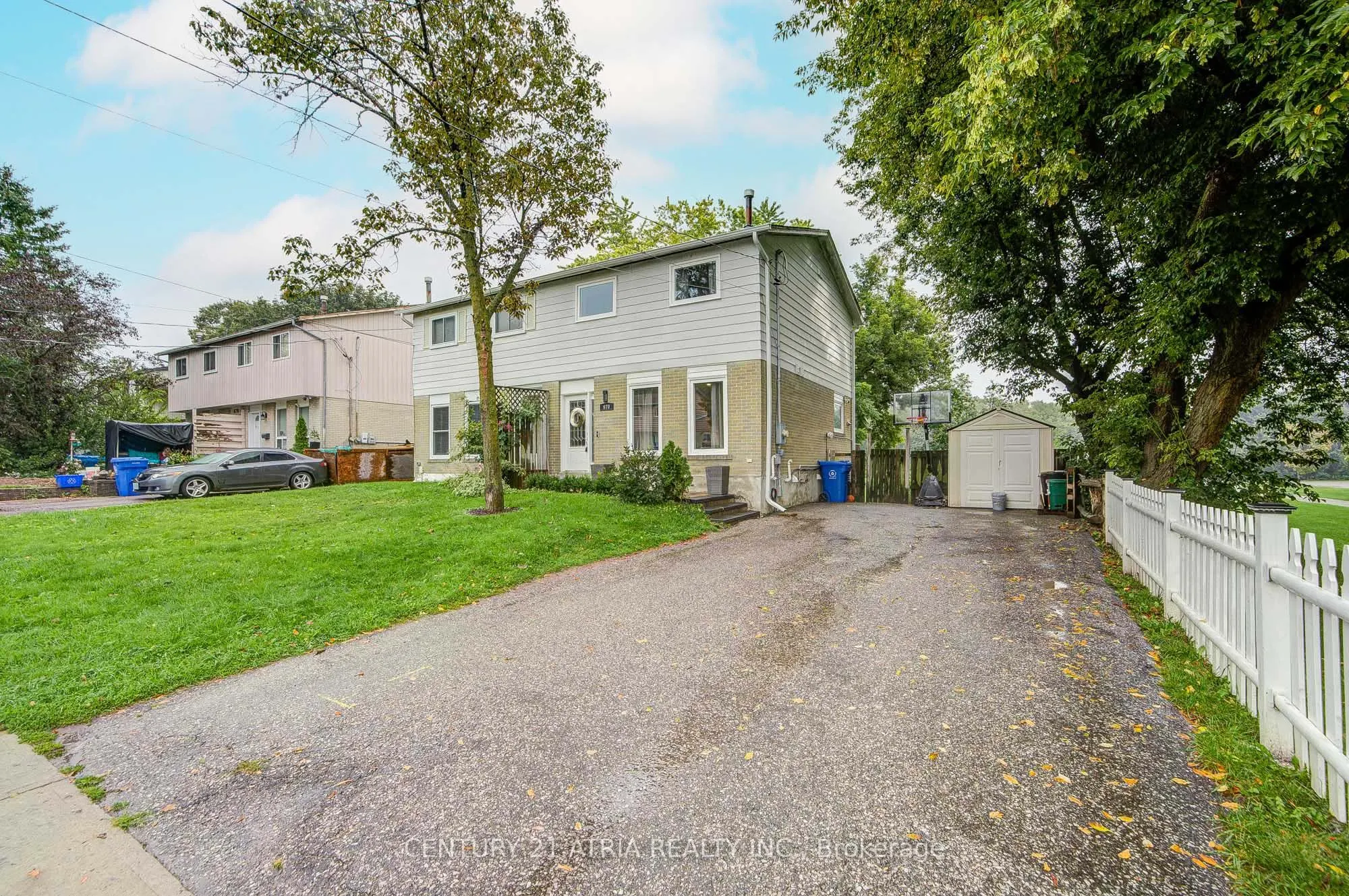 670 Elgin Street