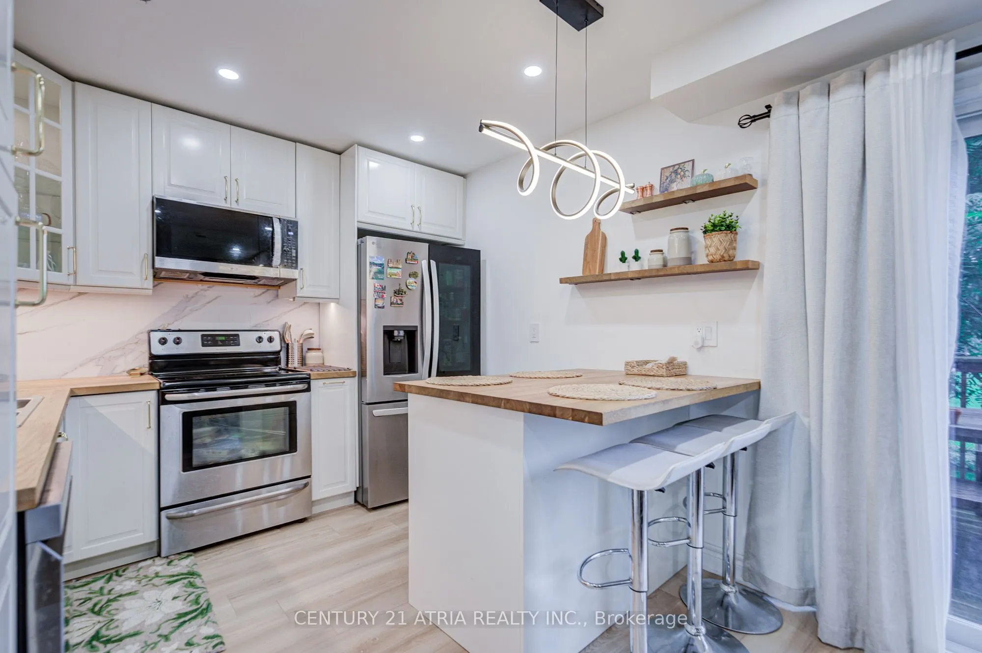 670 Elgin Street
