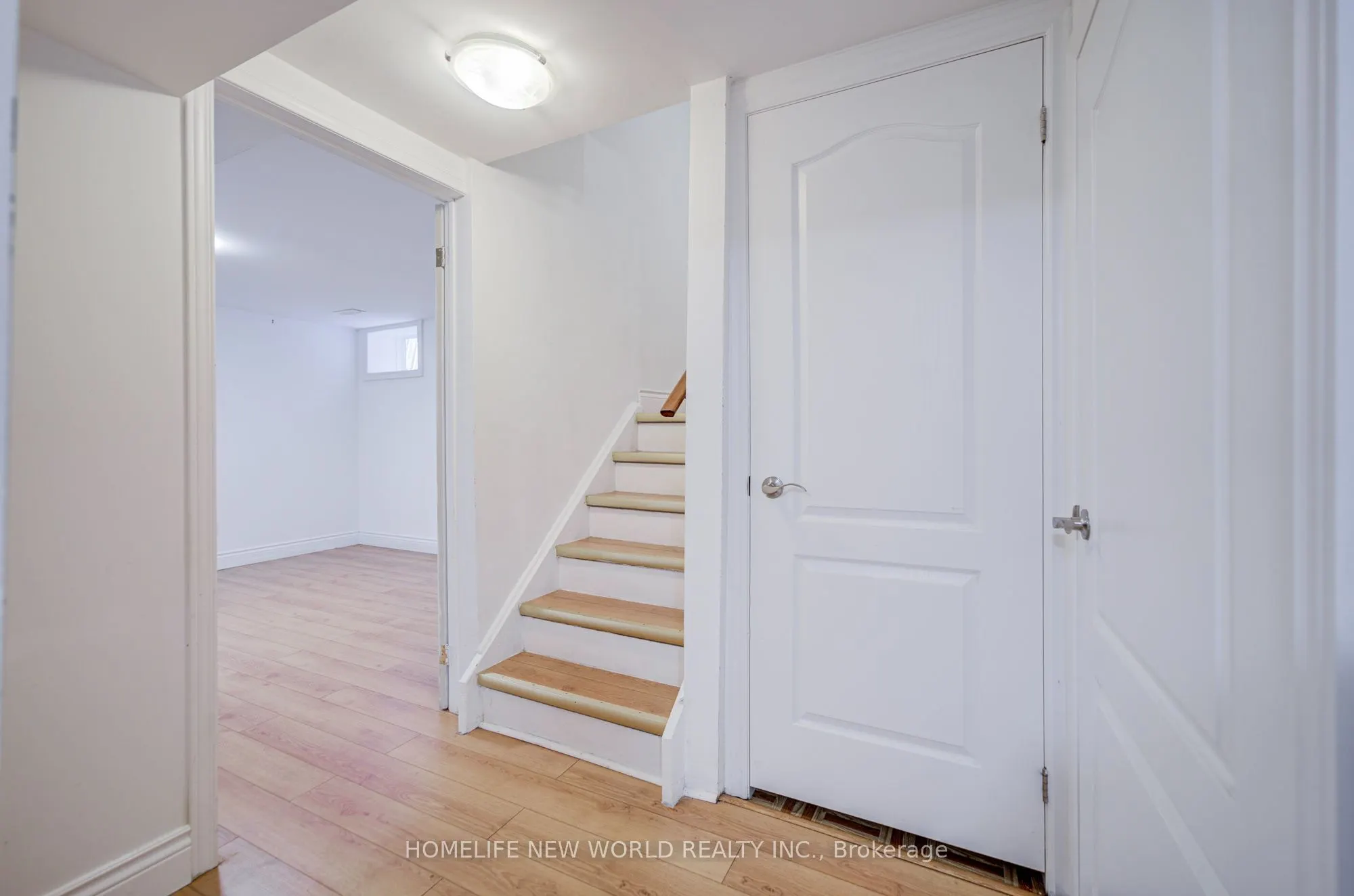 102 Madsen Crescent
