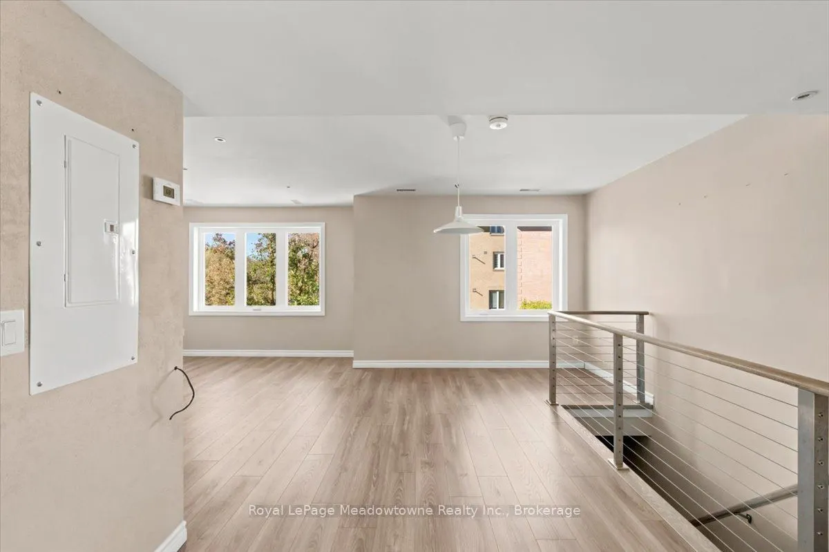 75 Weldrick Road E #109