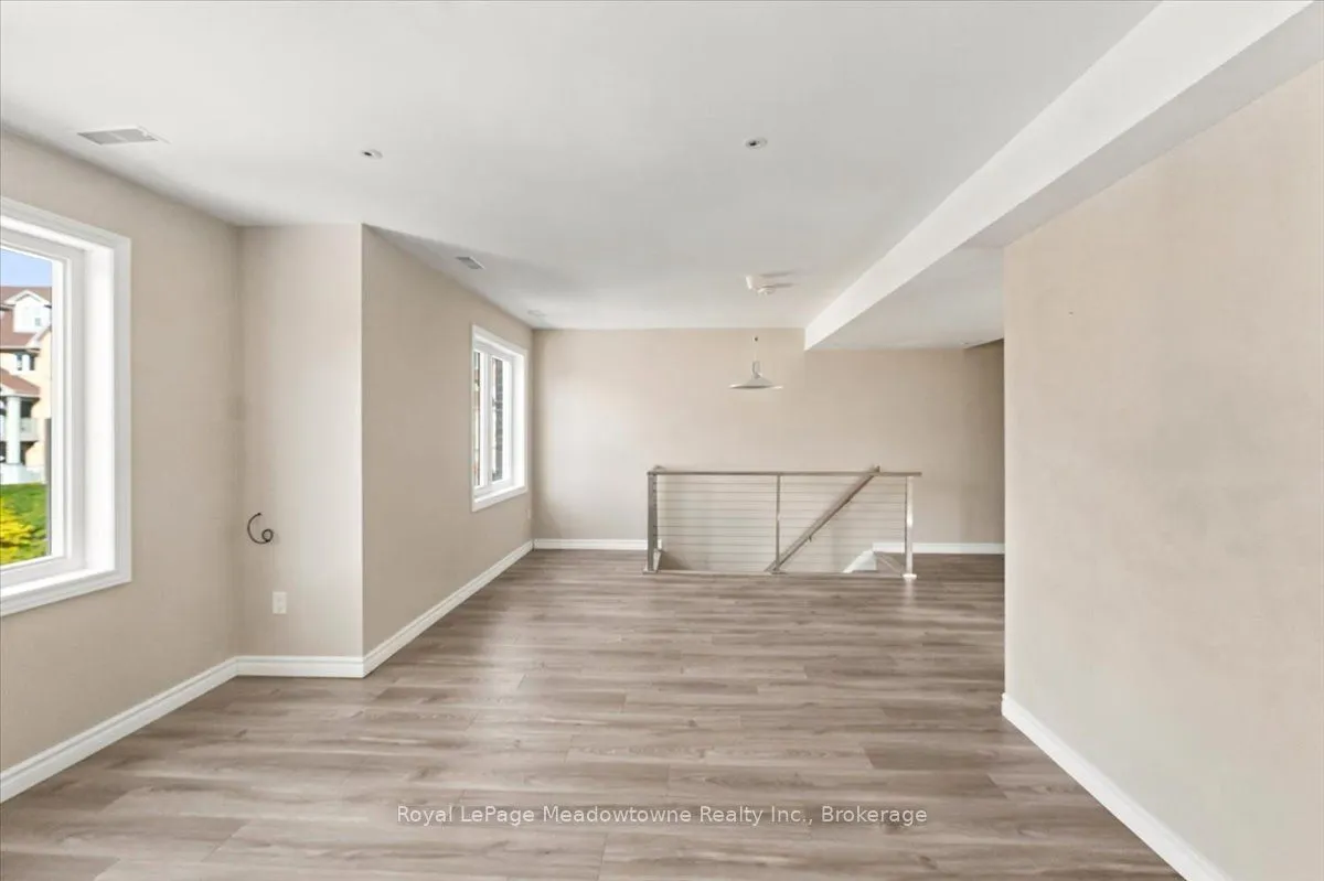 75 Weldrick Road E #109