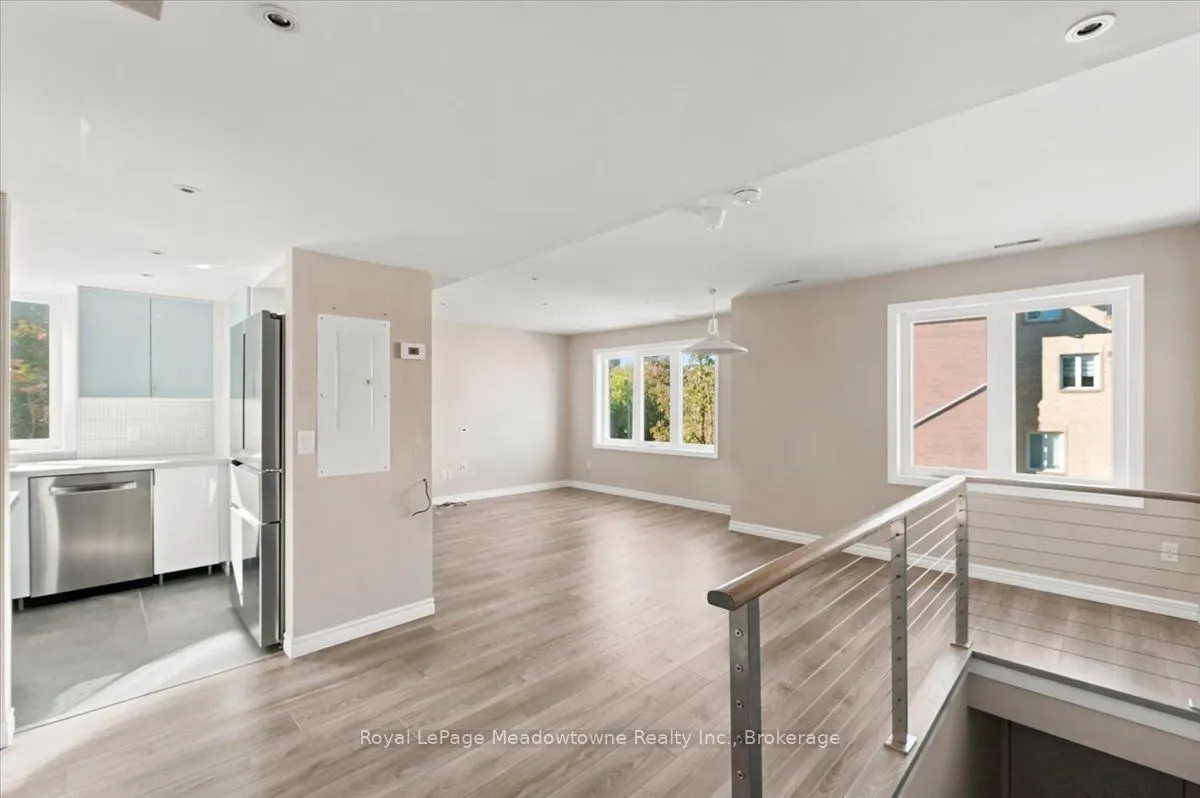 75 Weldrick Road E #109