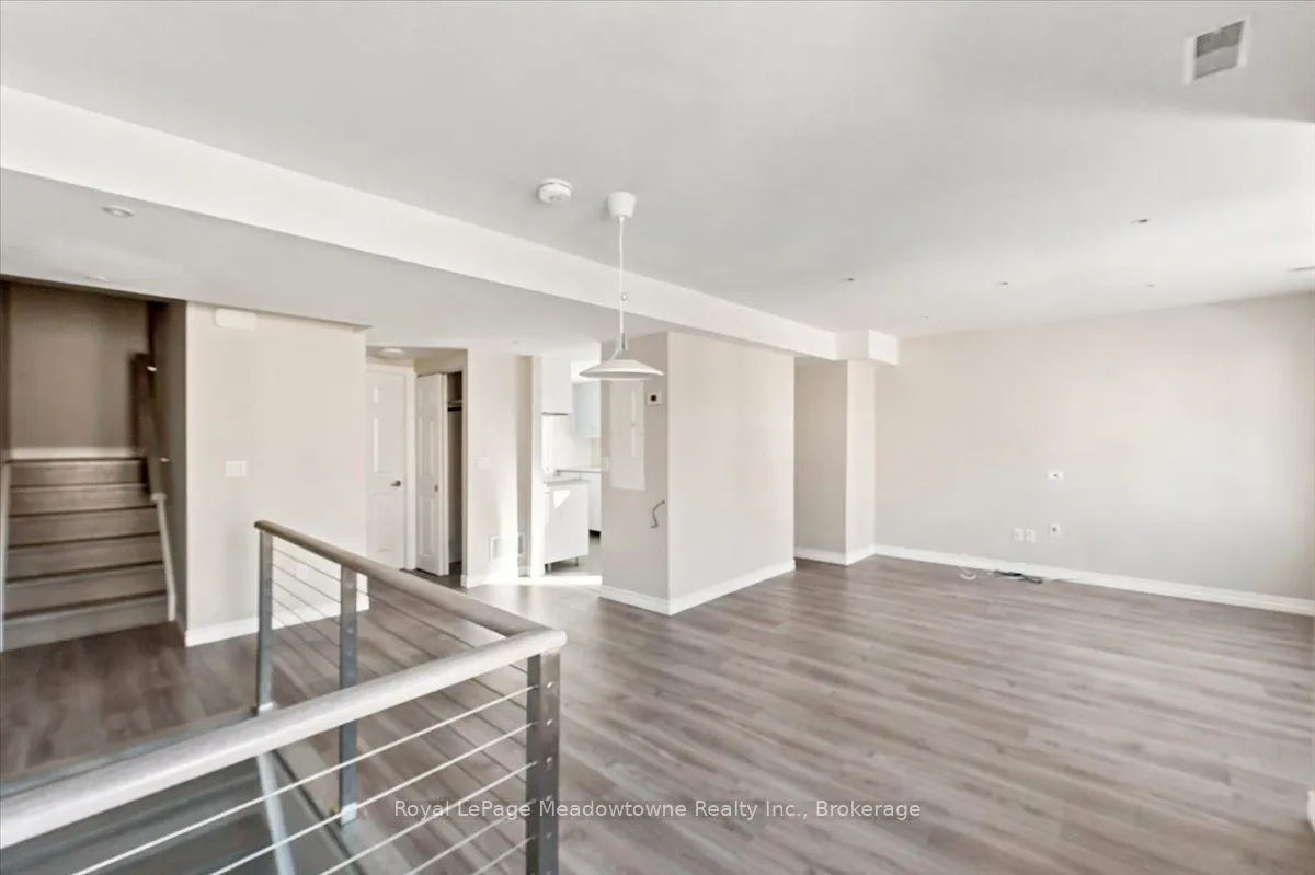75 Weldrick Road E #109