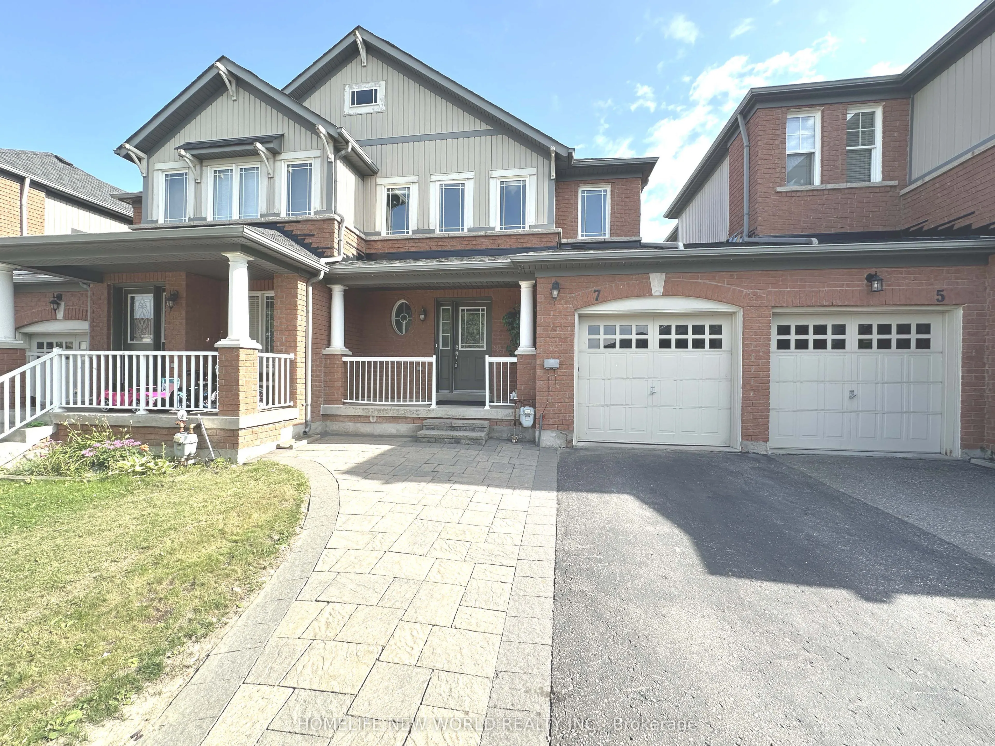 7 Ulson Drive S
