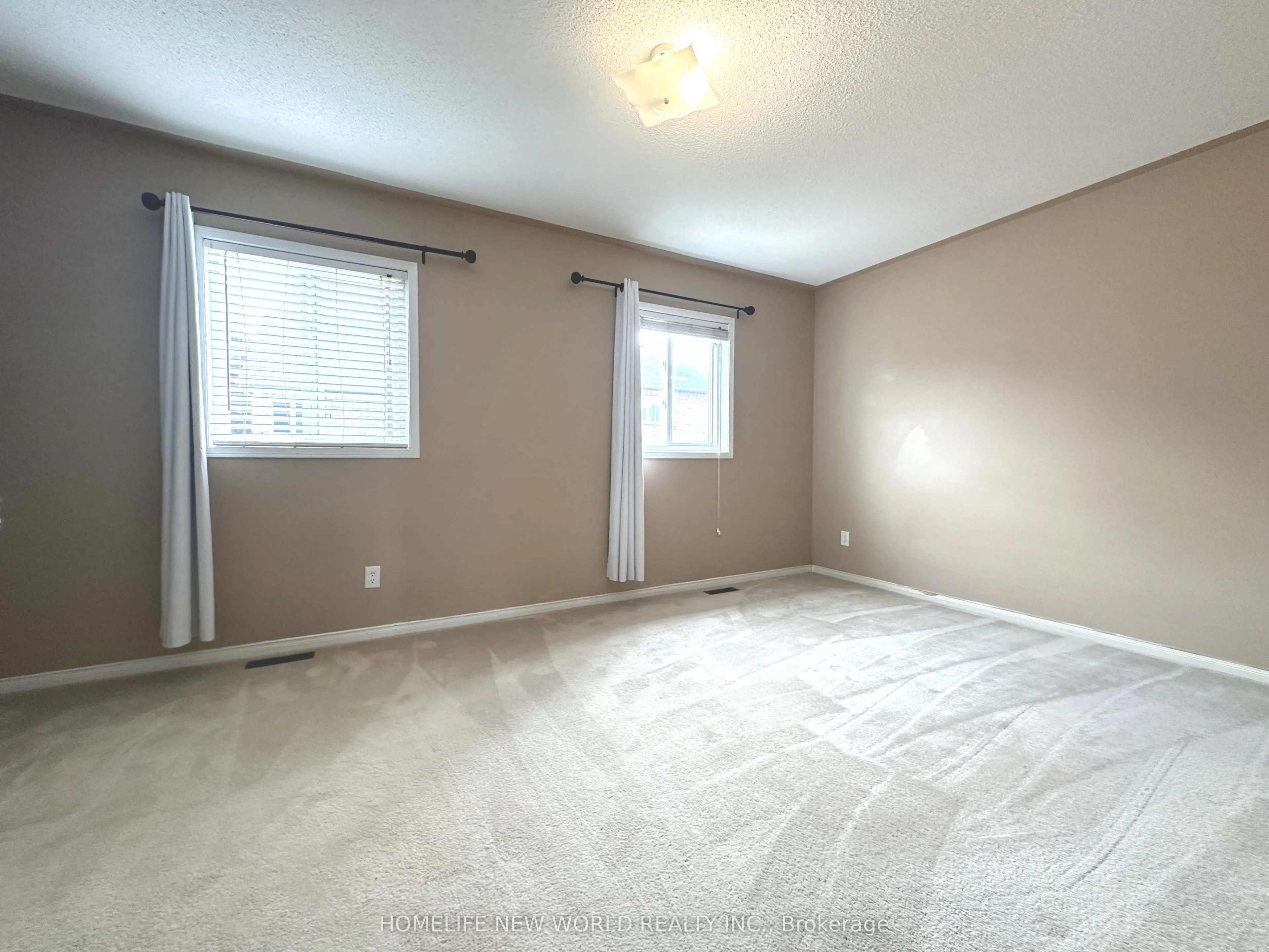 7 Ulson Drive S