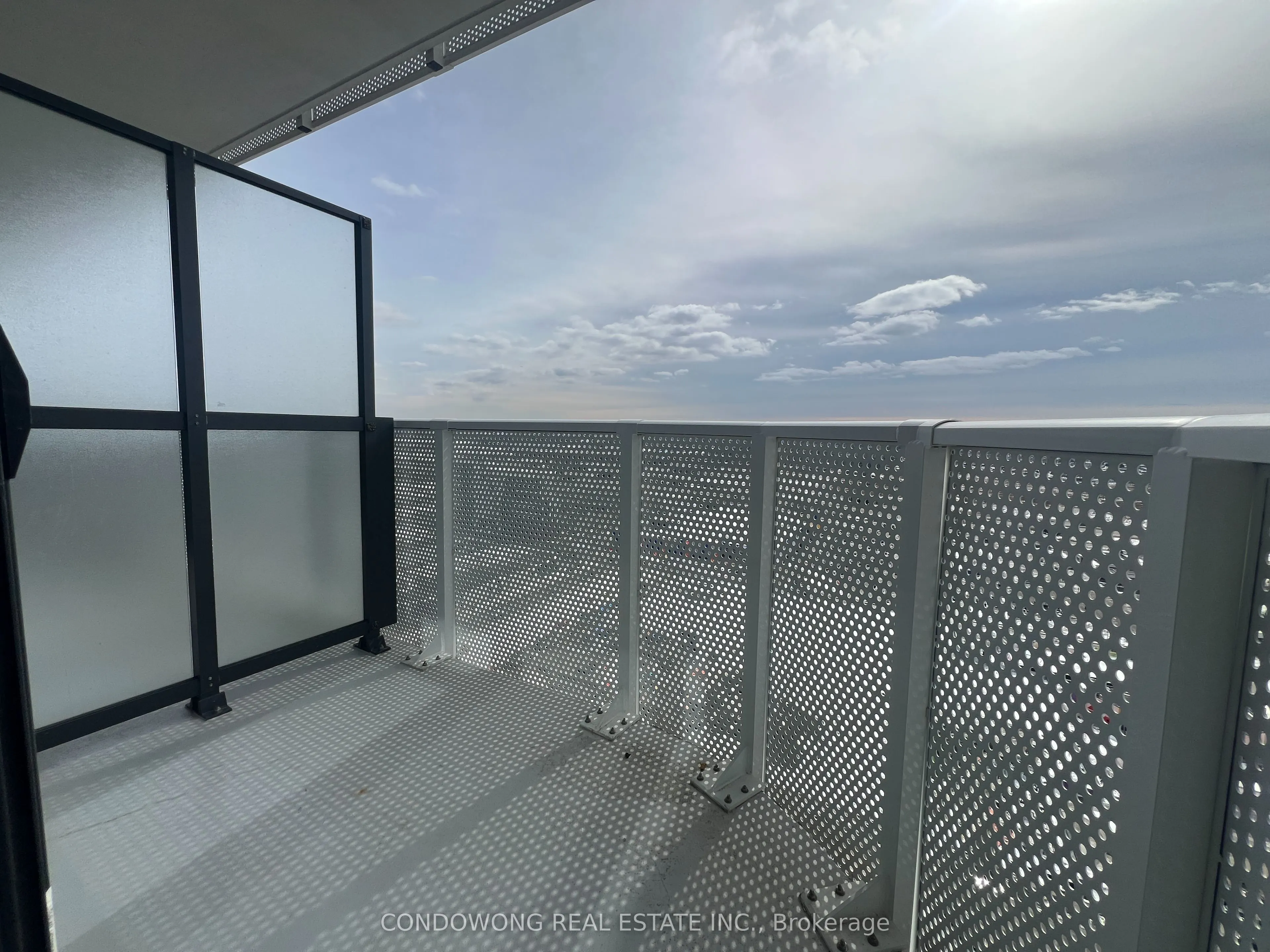 195 Commerce Street #4006