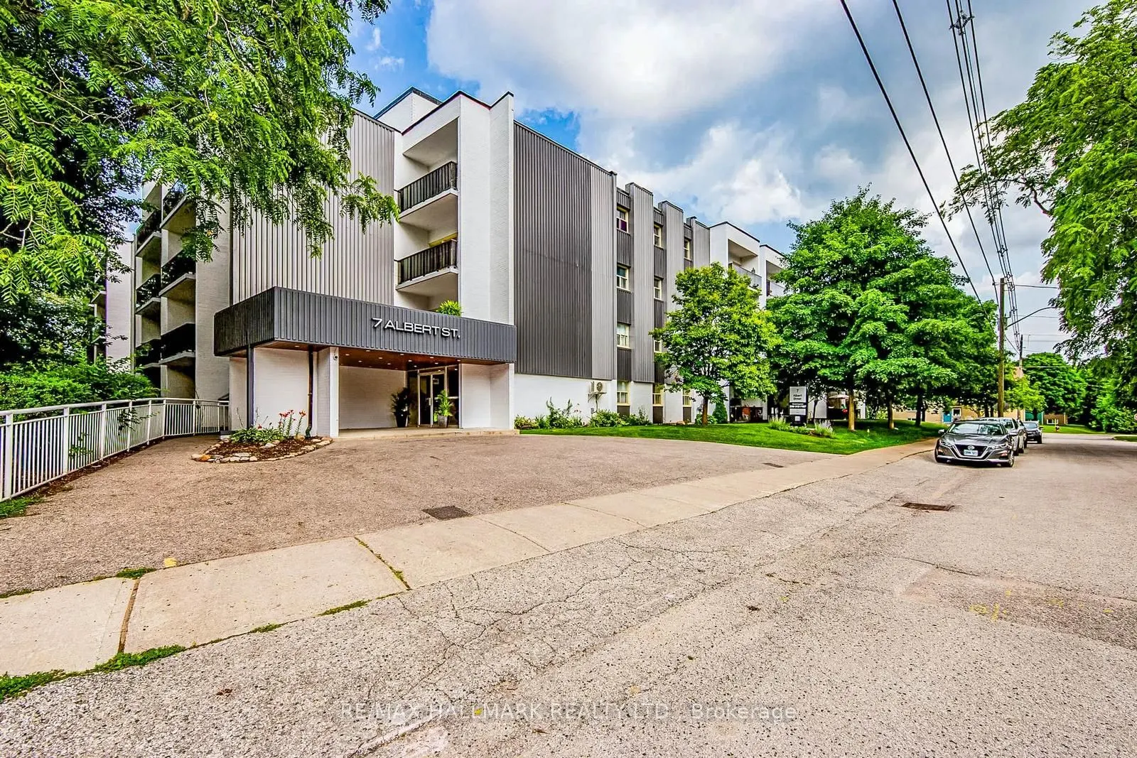 7 Albert Street #316