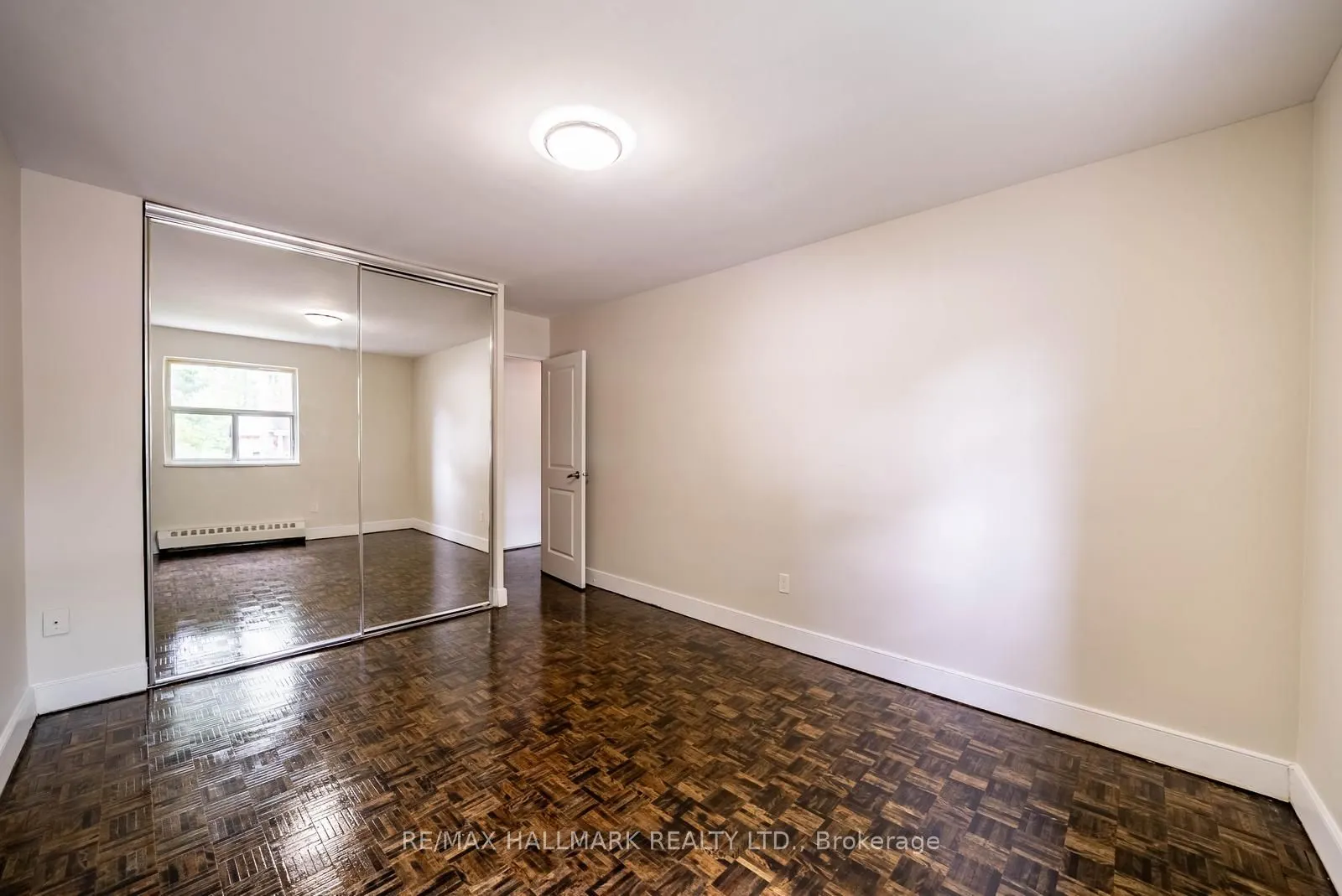 7 Albert Street #316