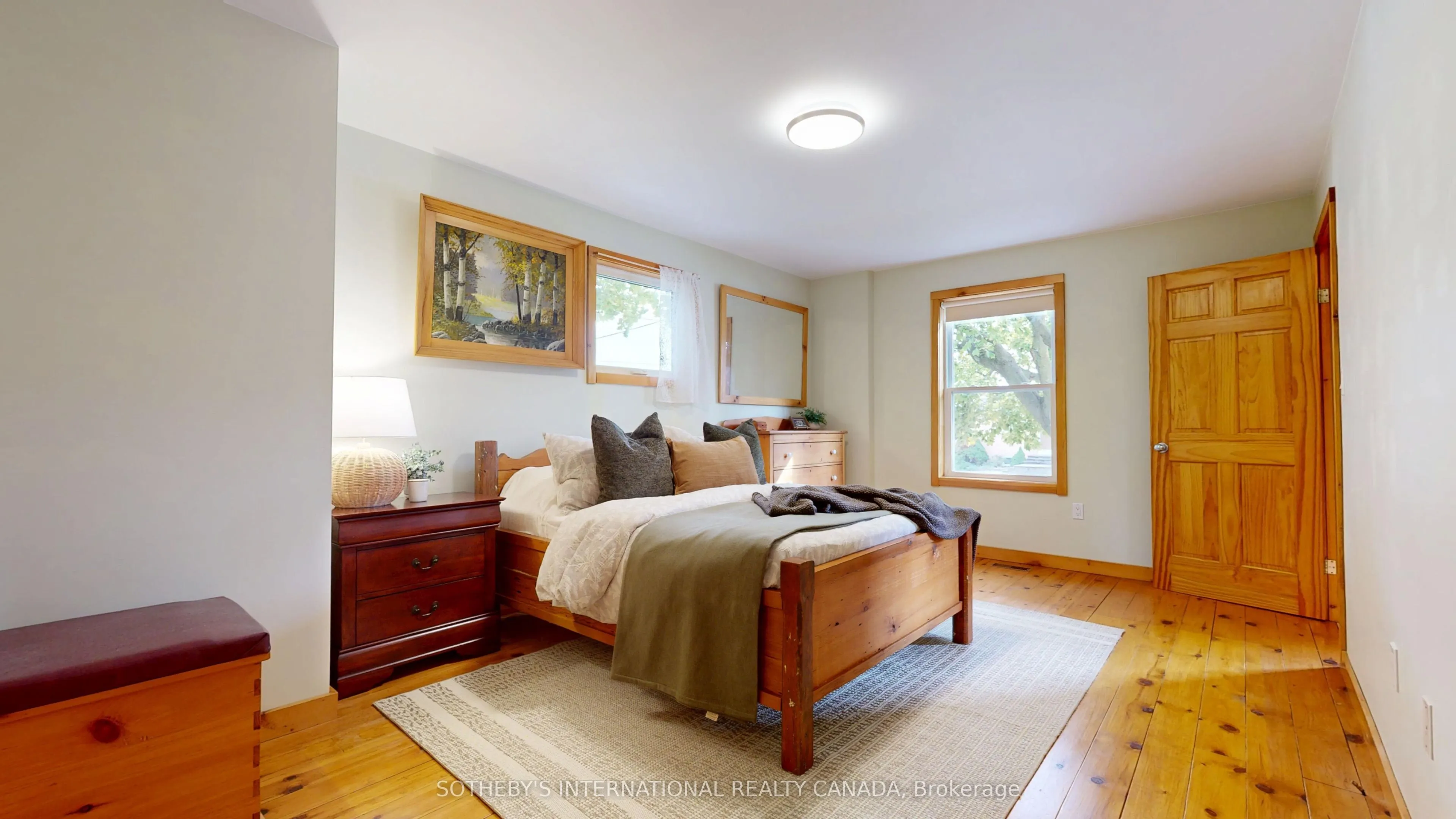 131 John Street E
