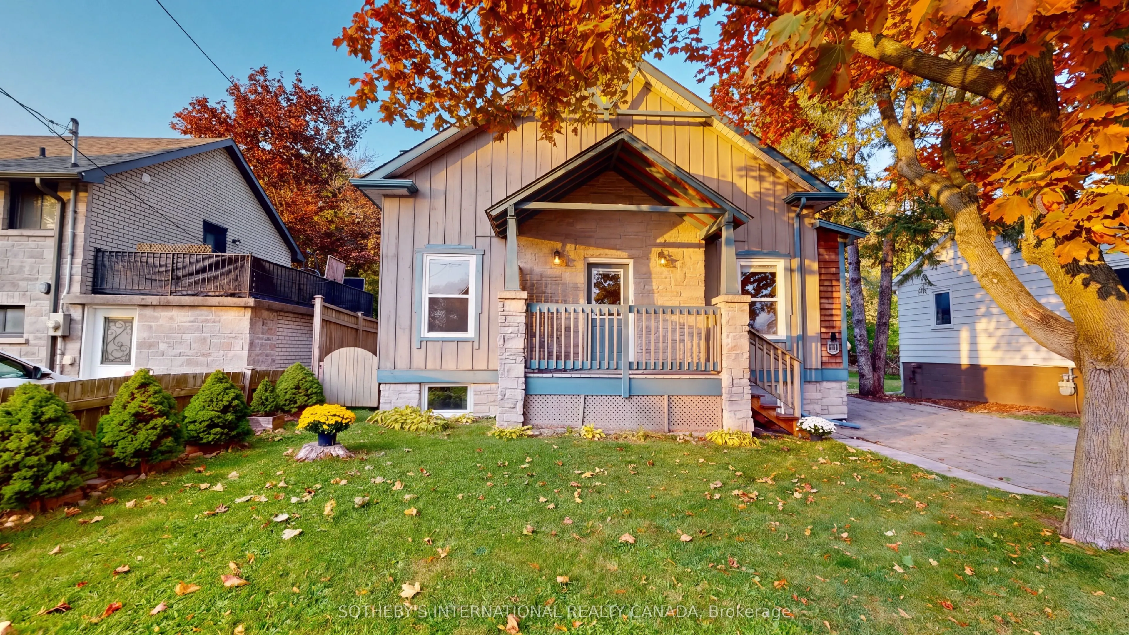 131 John Street E