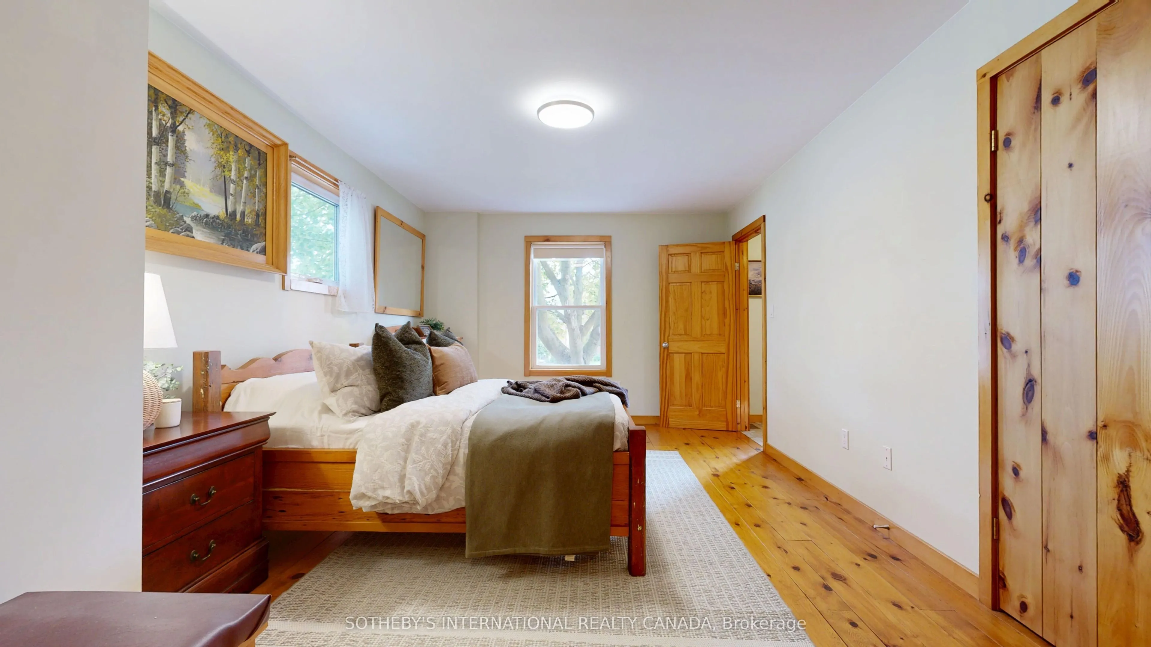 131 John Street E