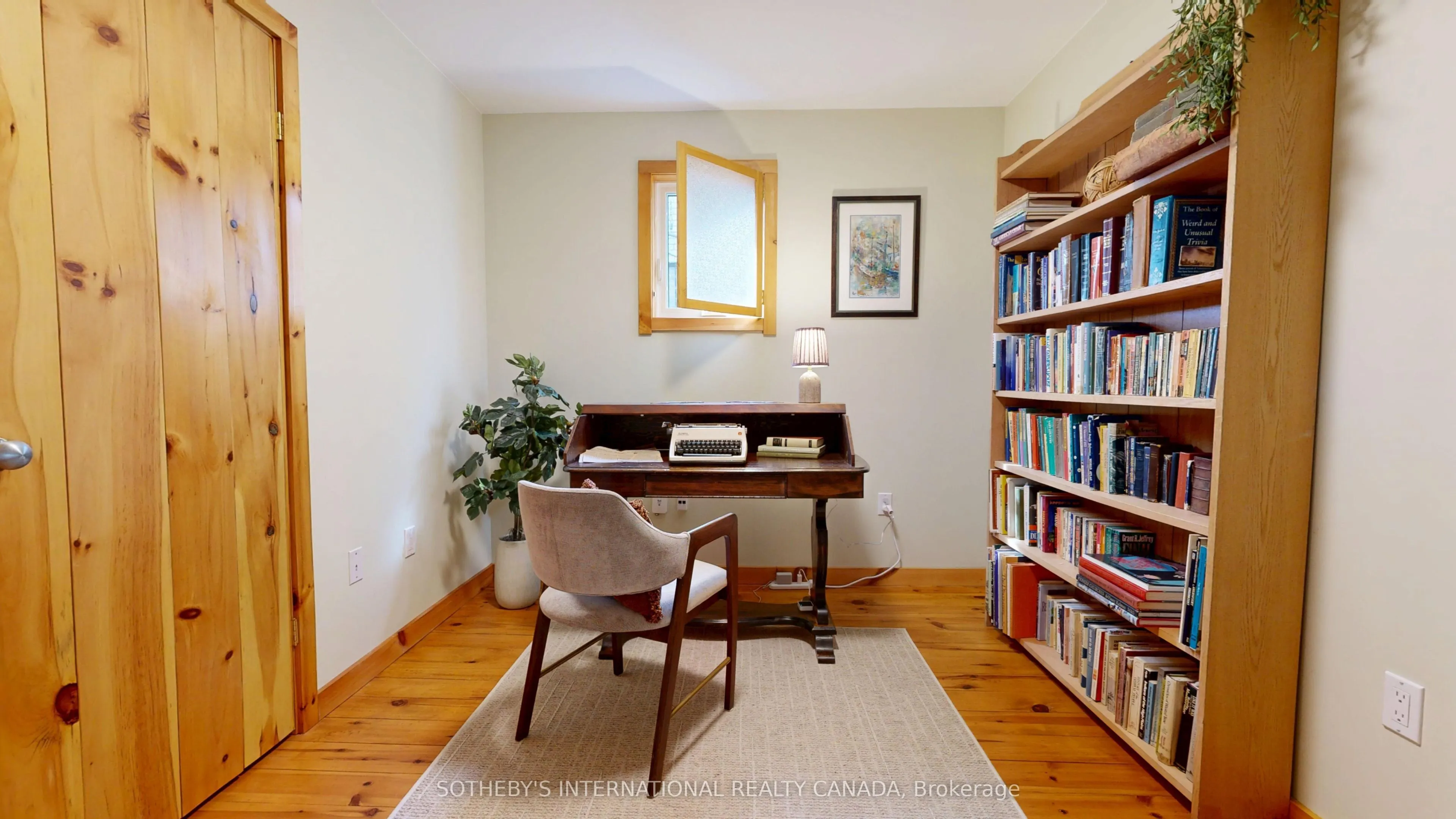 131 John Street E