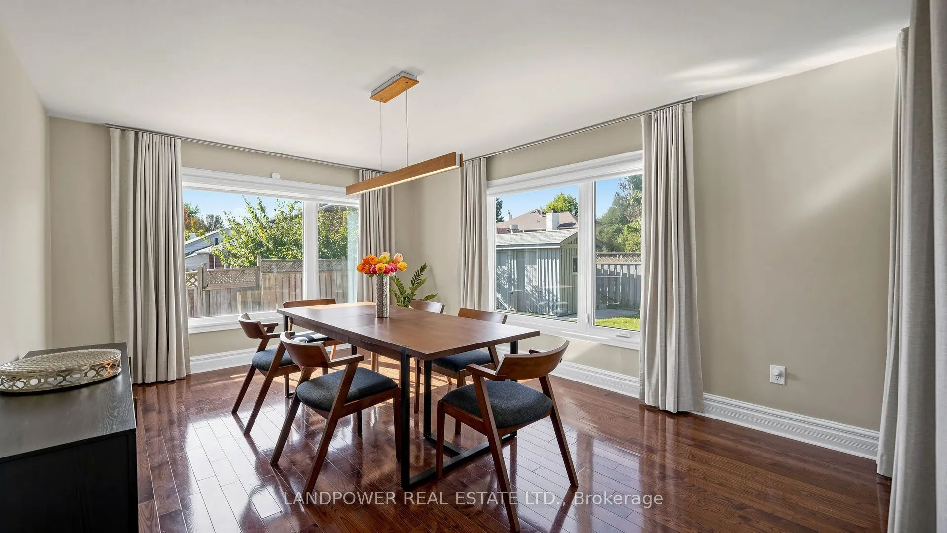 2 Ambleside Crescent