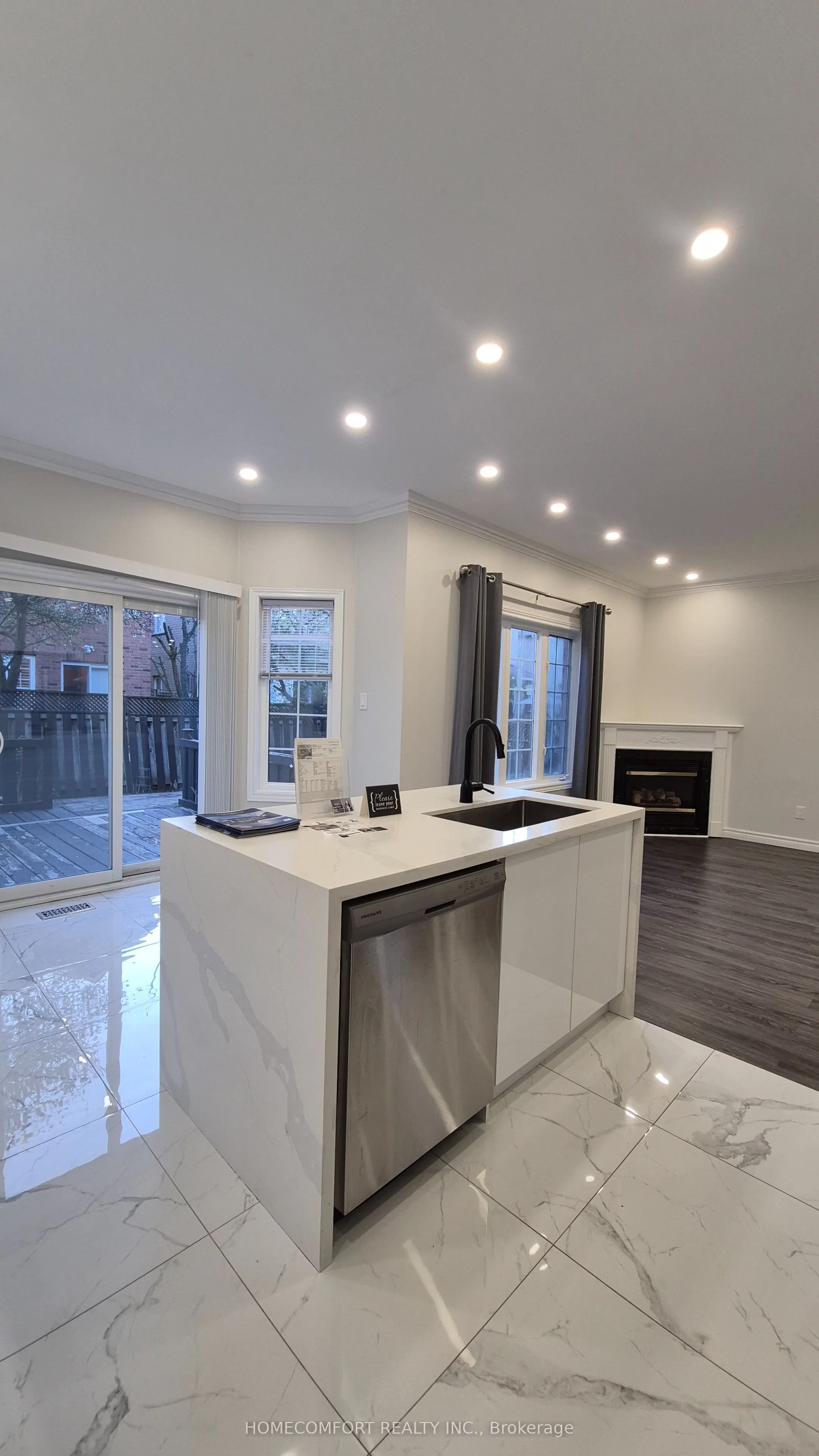 4 Caymus Street