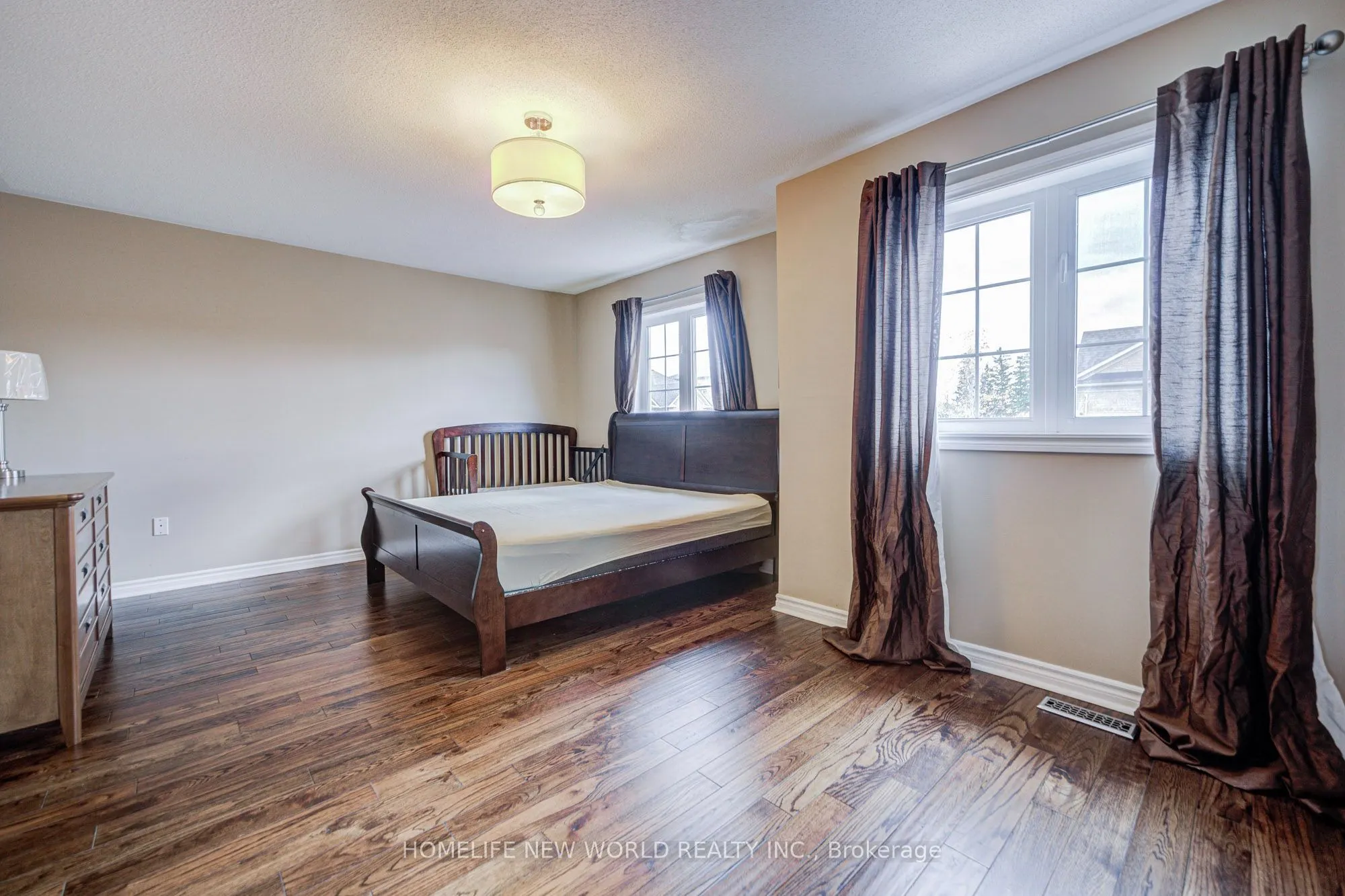 125 Northvale Road