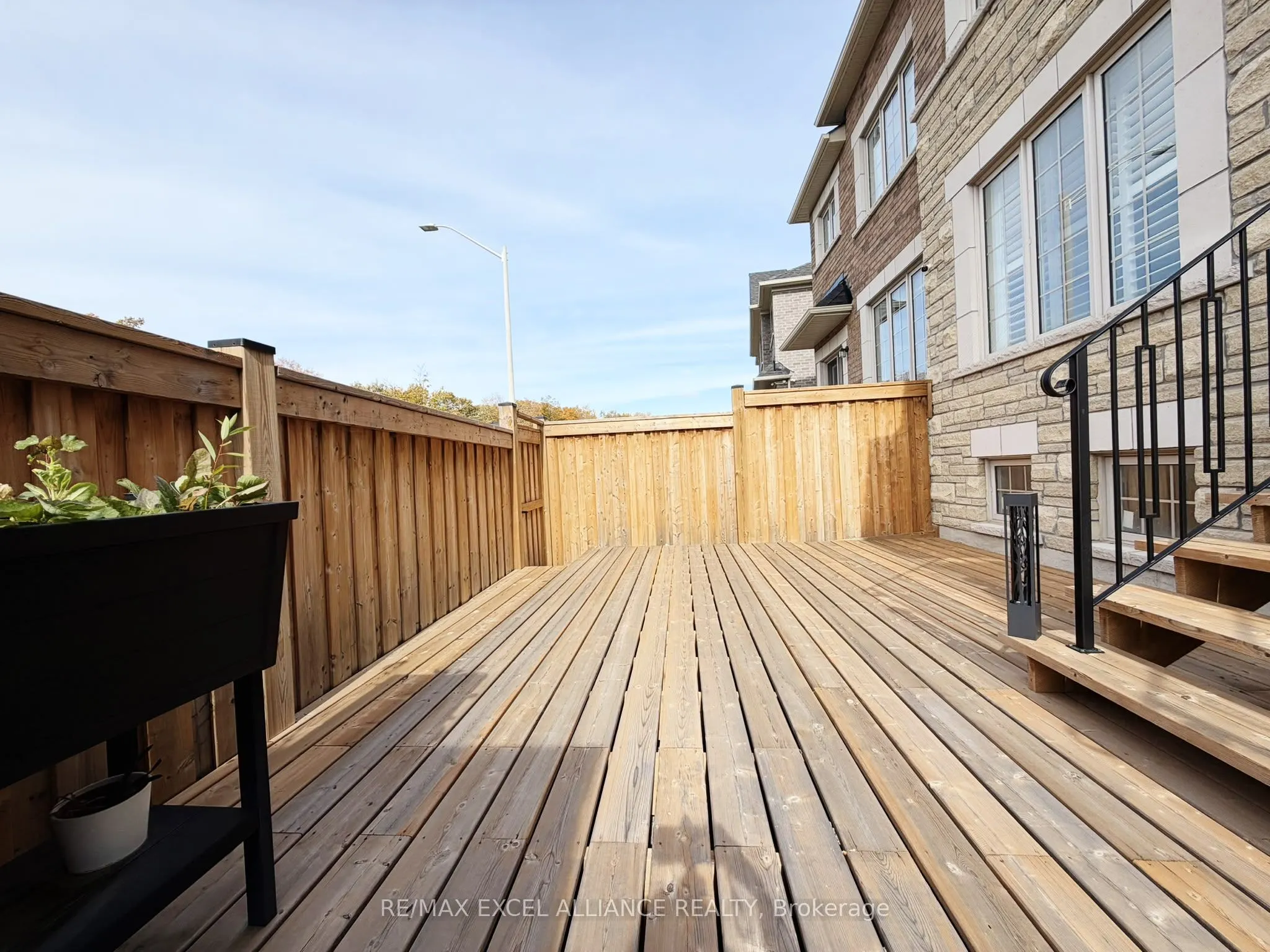 42 Ryler Way