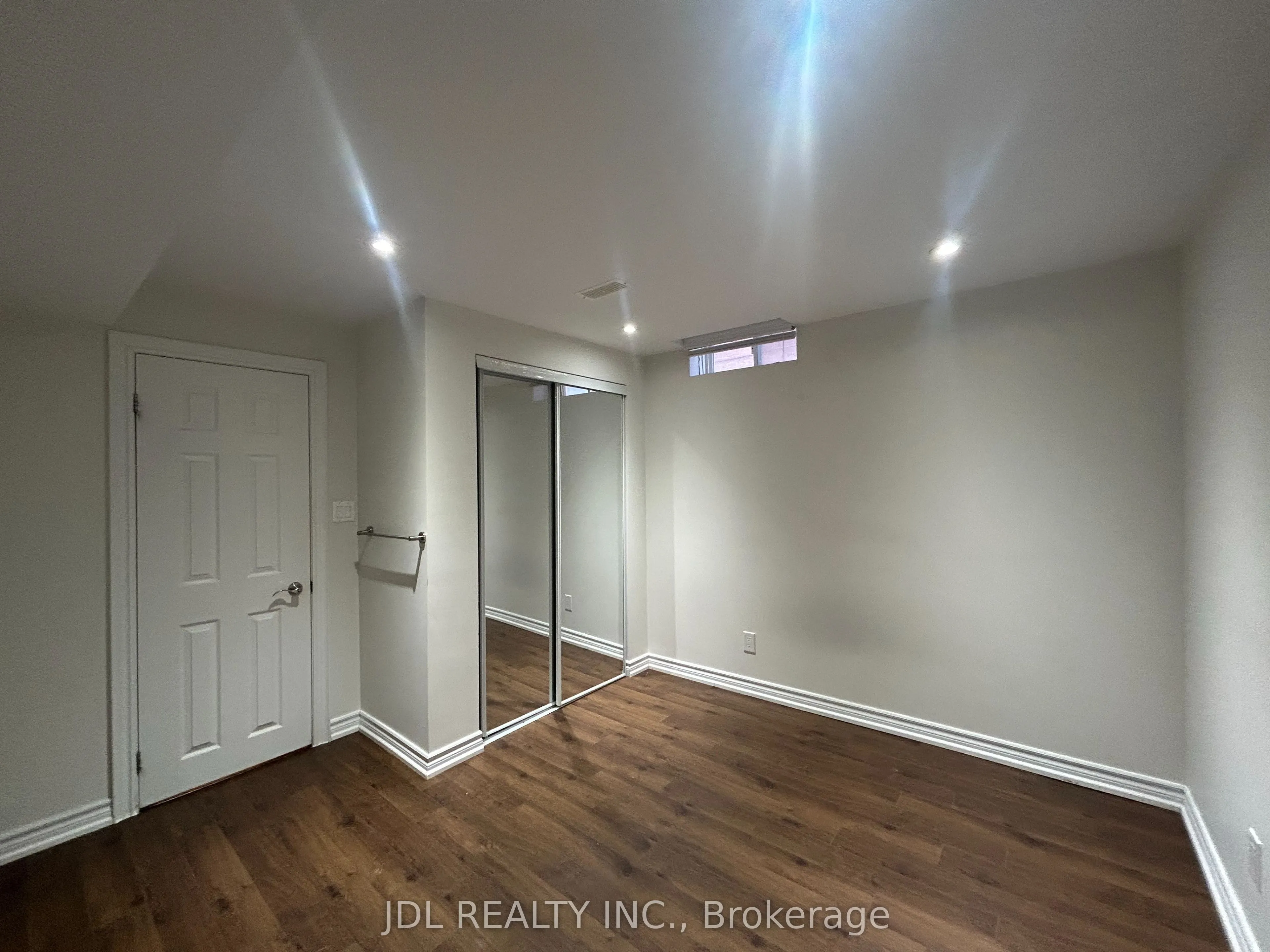 36 Bendamere Cres Crescent #Two-Bedroom Unit bsmt