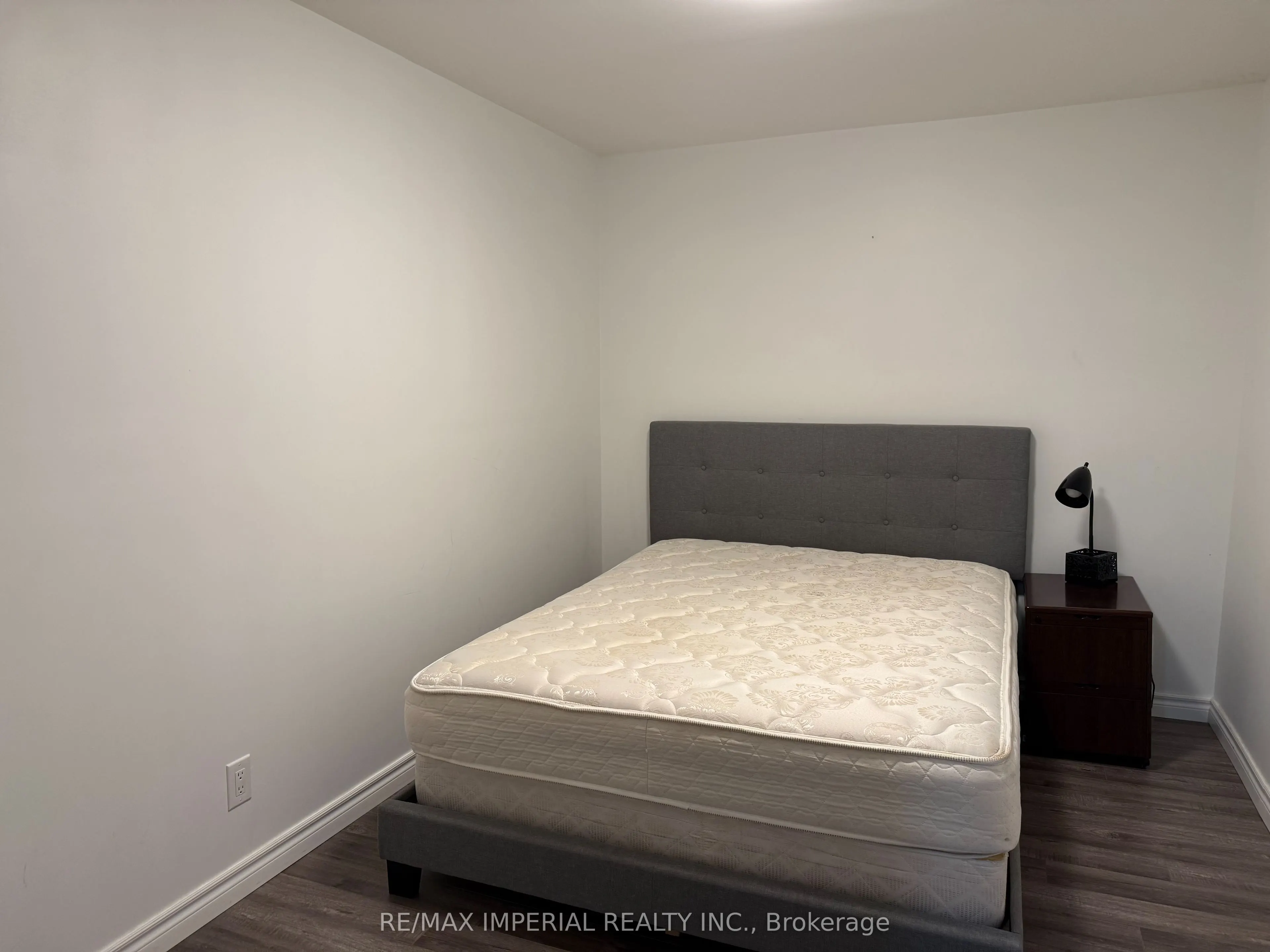3325 Vandorf Side Road #BSMT