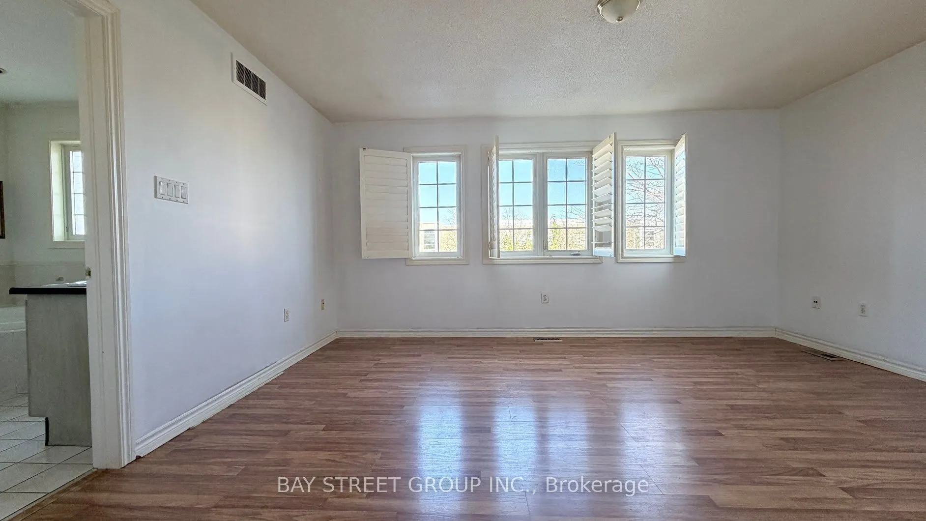 76 Sawmill Valley Drive