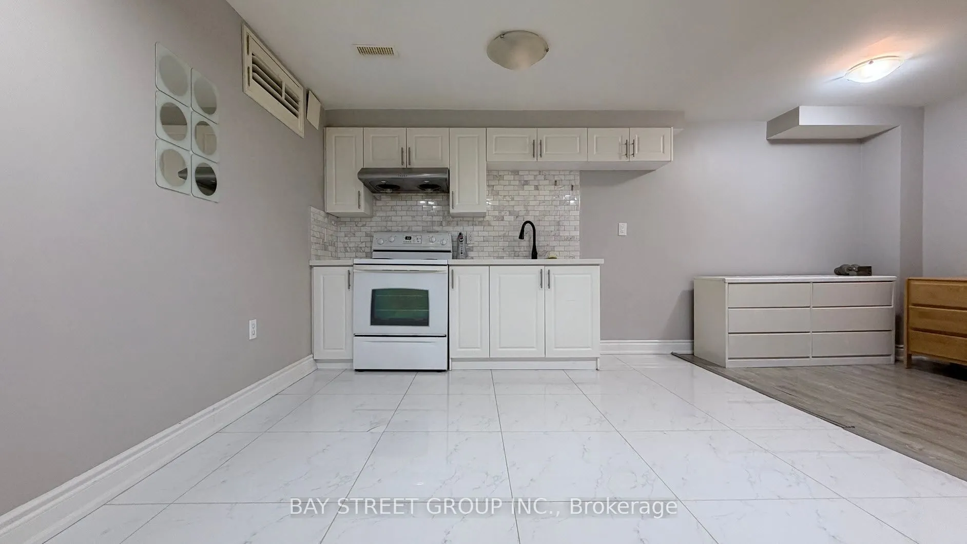 76 Sawmill Valley Drive