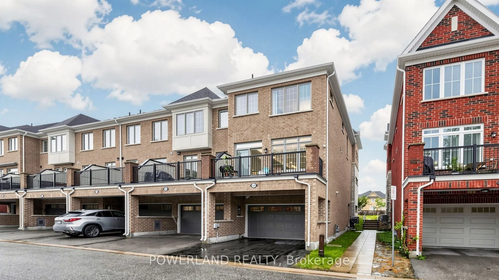 259 Dundas Way