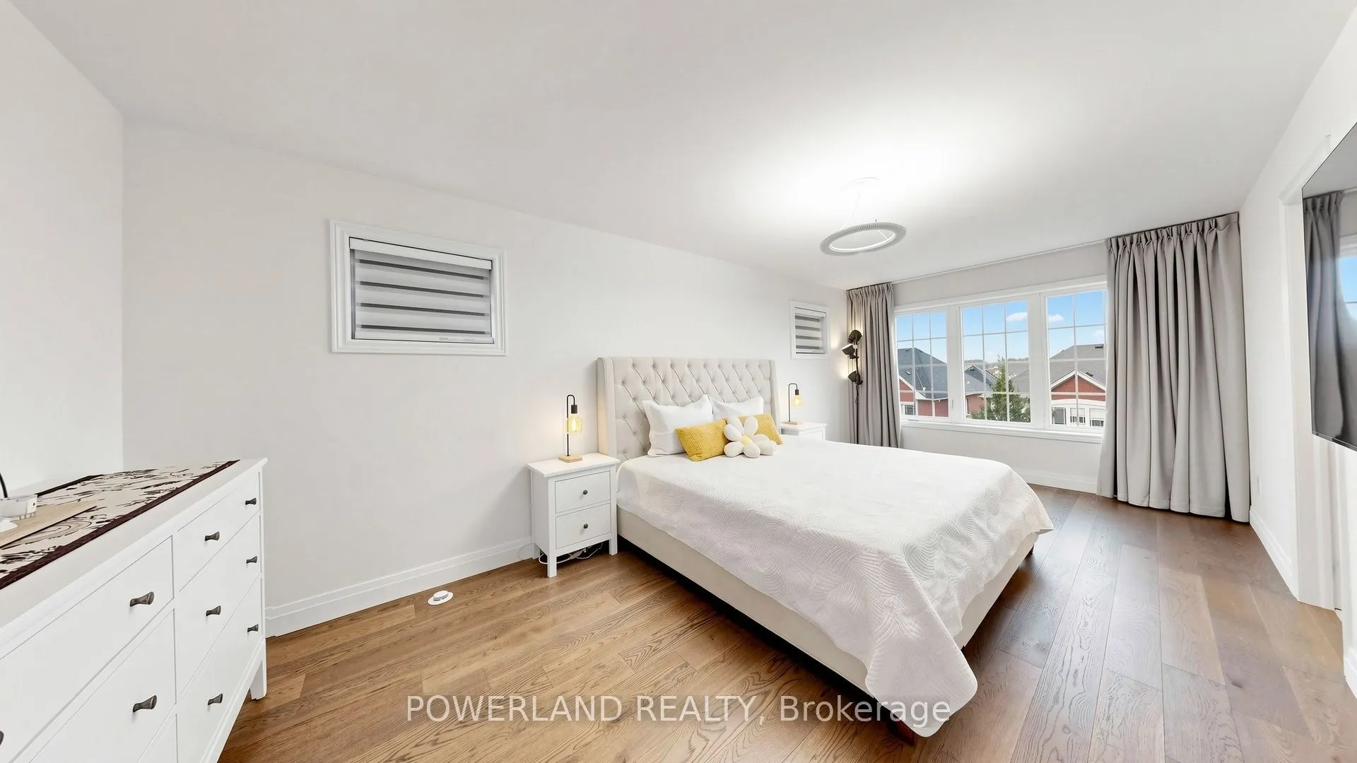 259 Dundas Way
