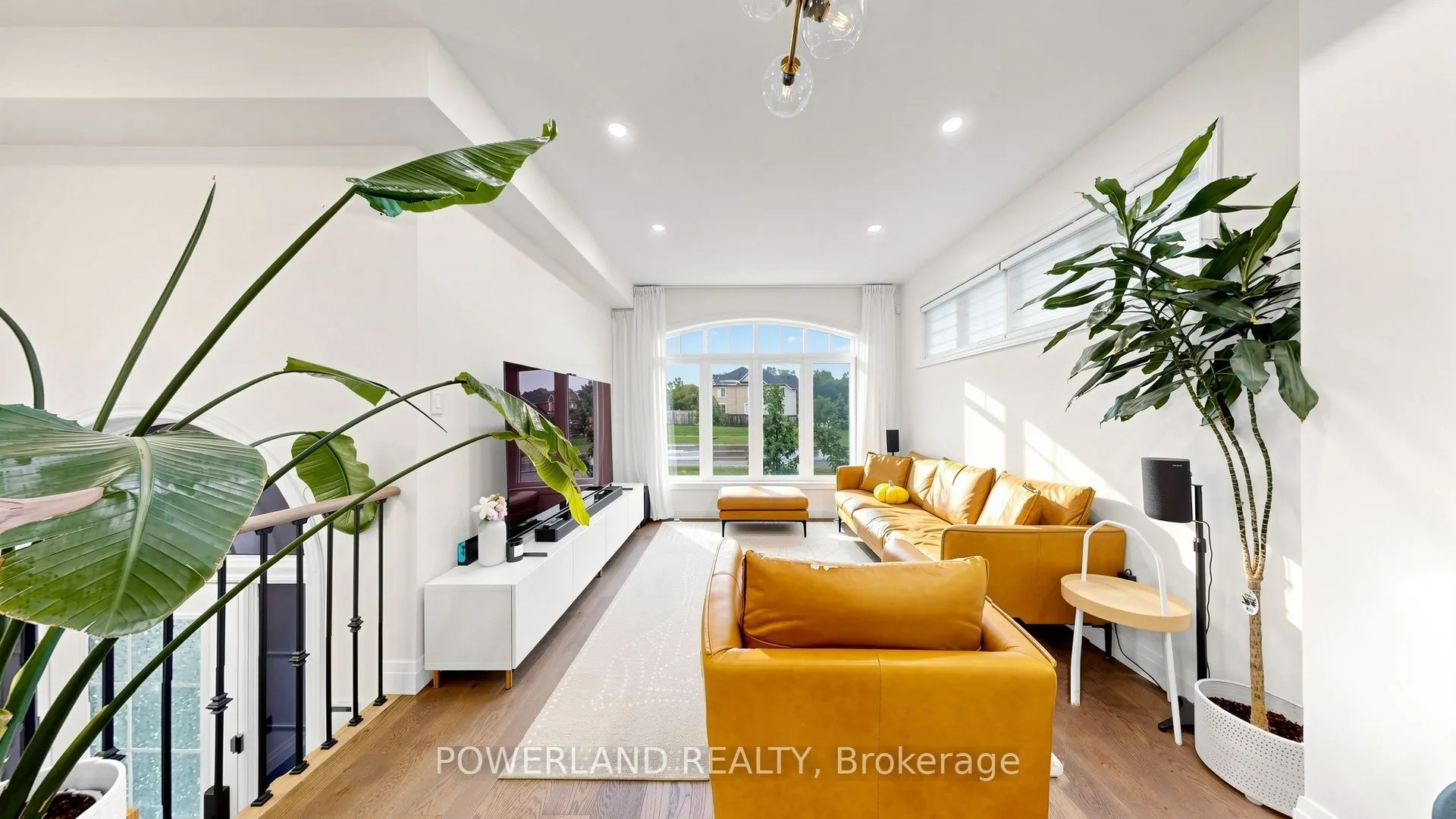 259 Dundas Way