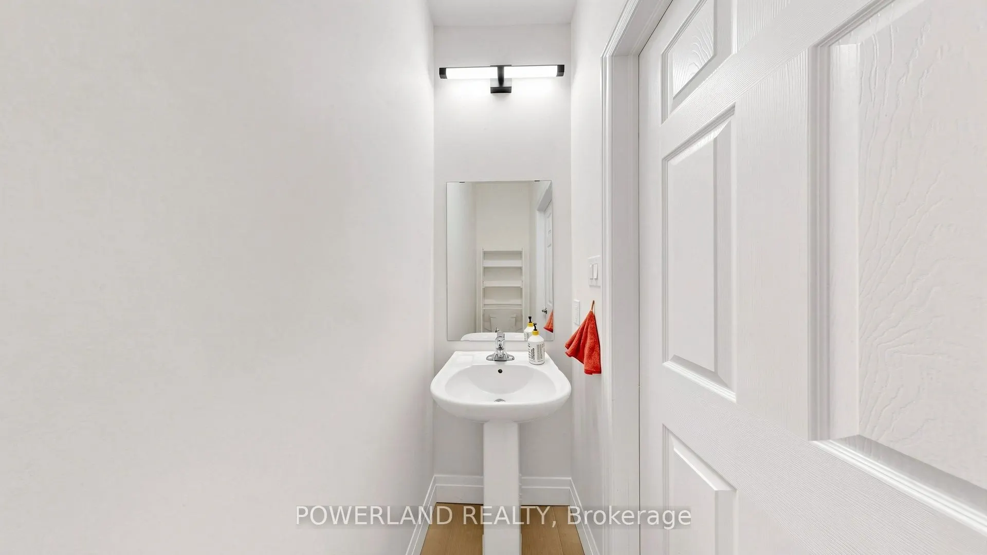 259 Dundas Way