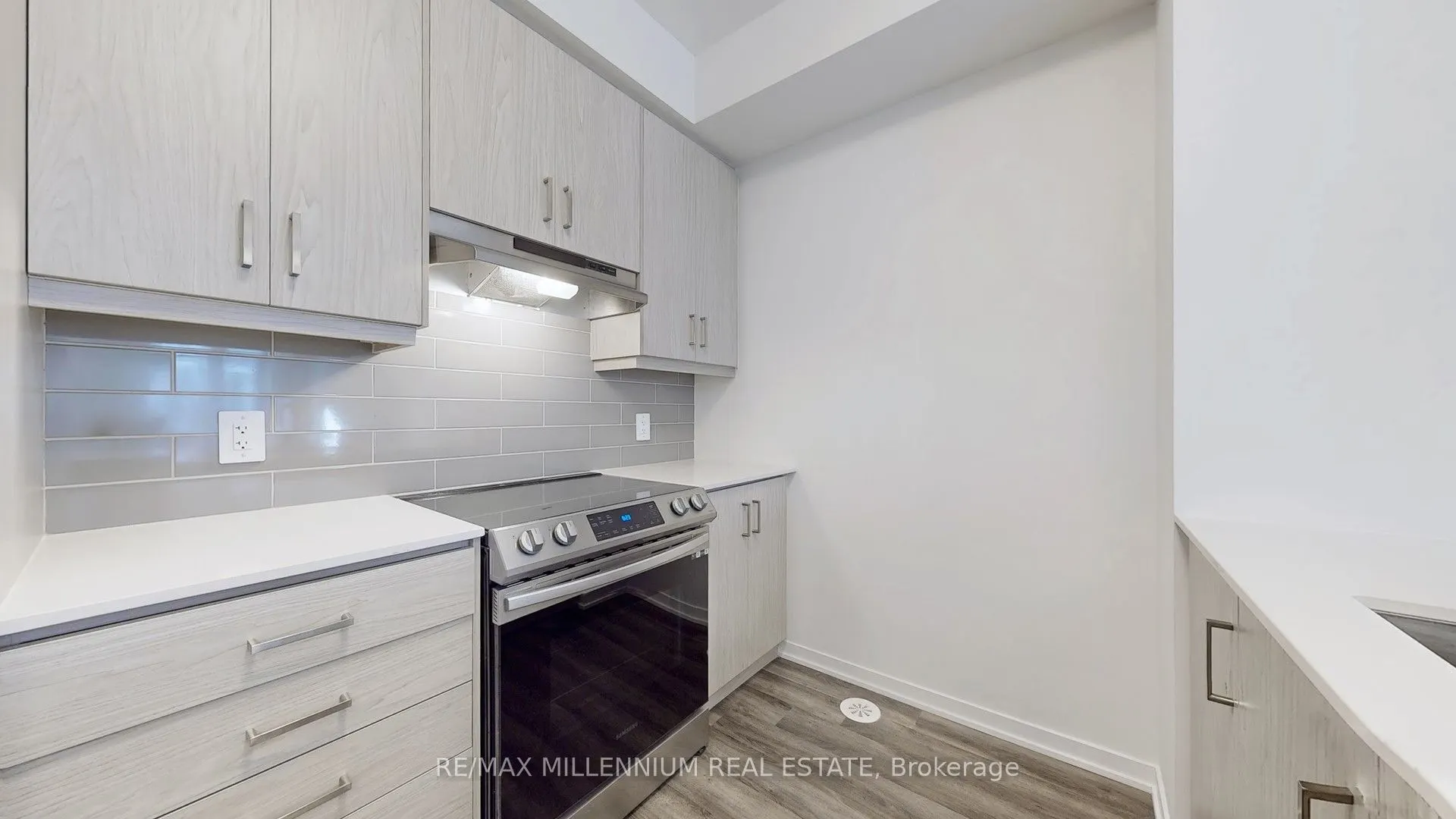 31 Honeycrisp Crescent #64