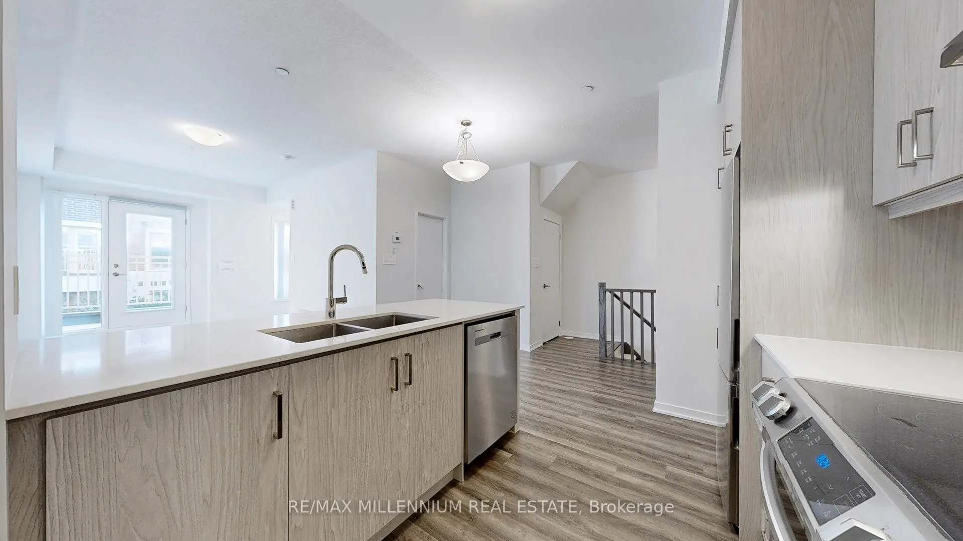 31 Honeycrisp Crescent #64