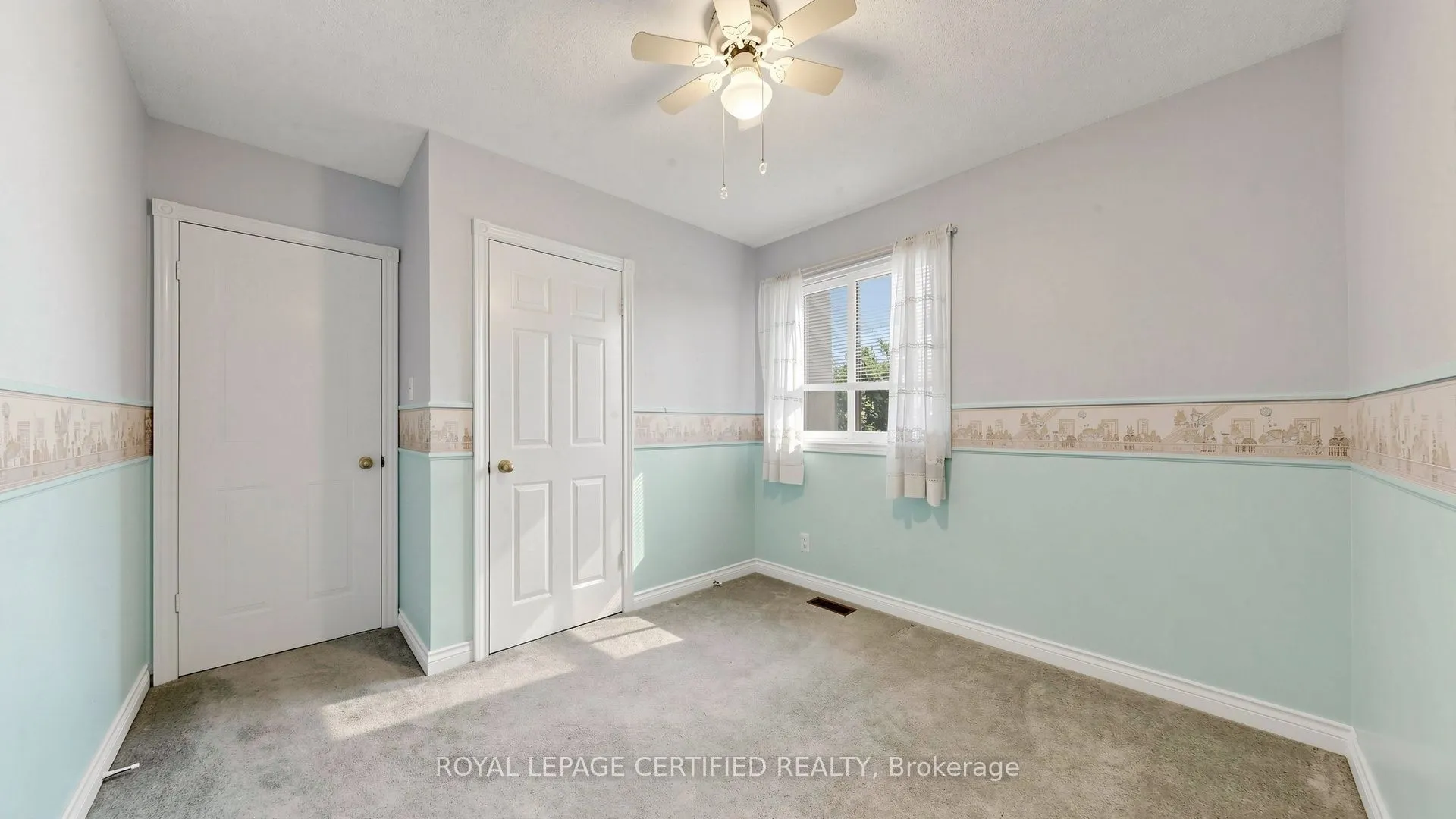 2 Gres Court
