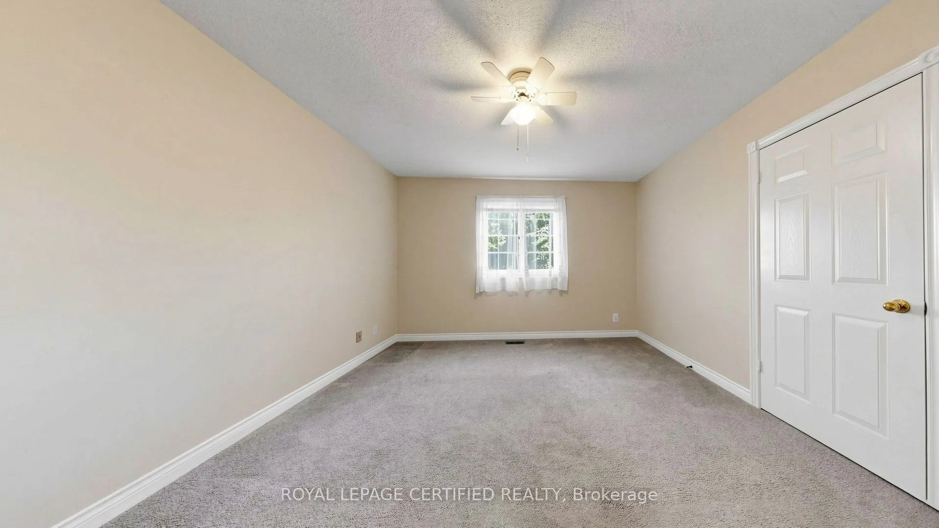 2 Gres Court