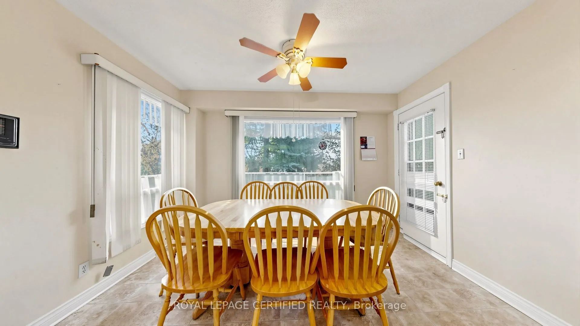 2 Gres Court