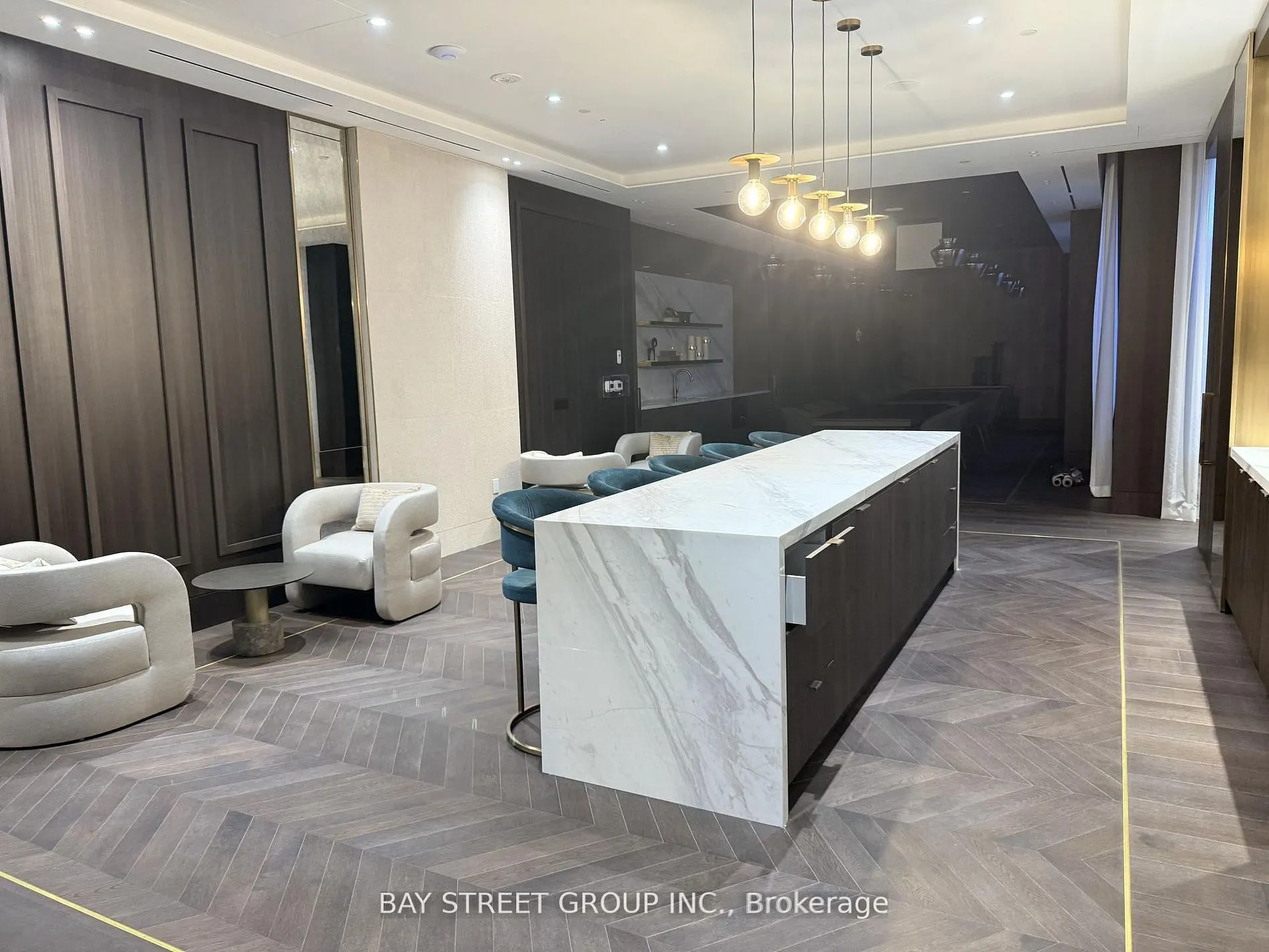 5 Meadowdale Road #2304