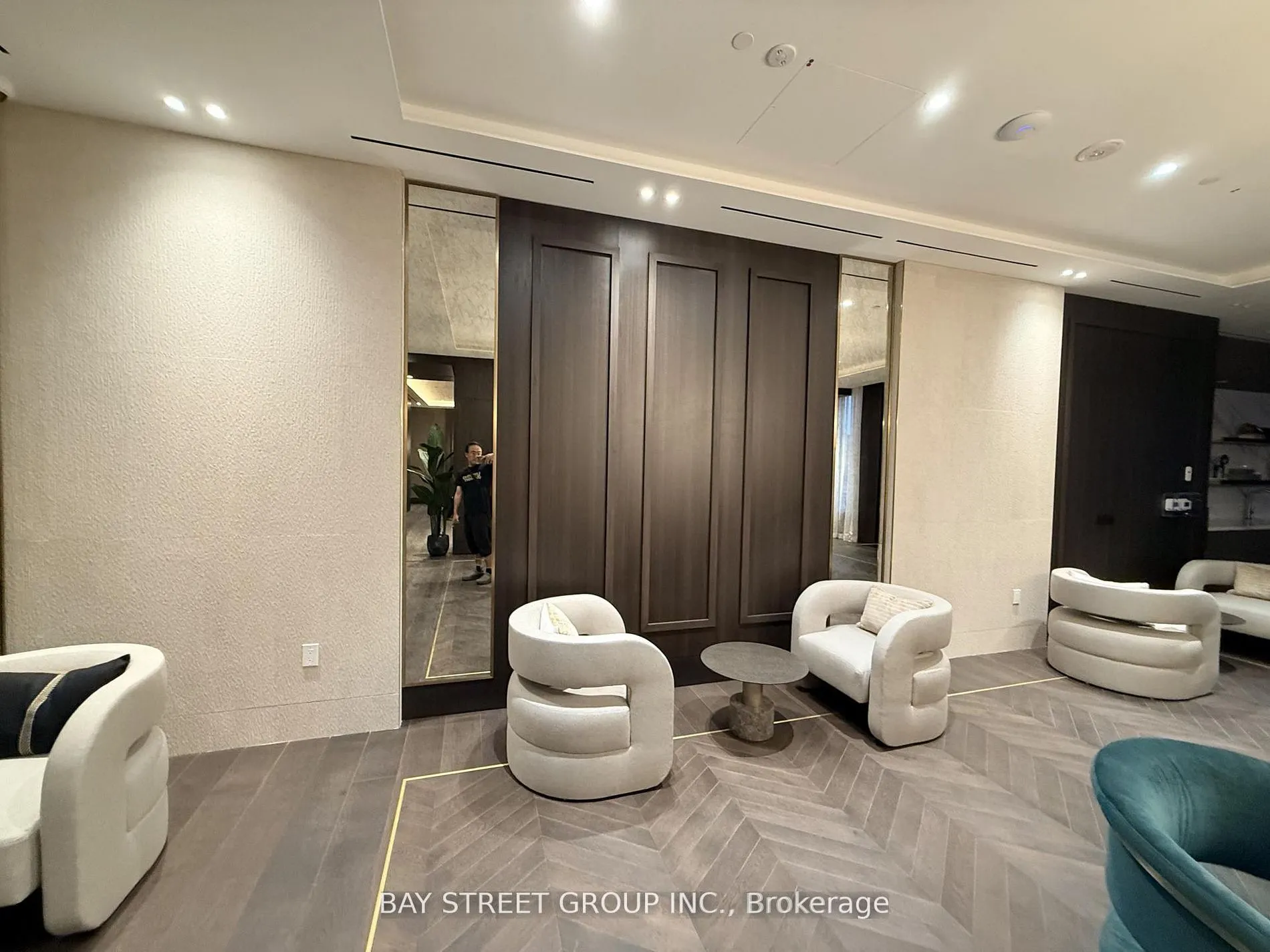 5 Meadowdale Road #2304