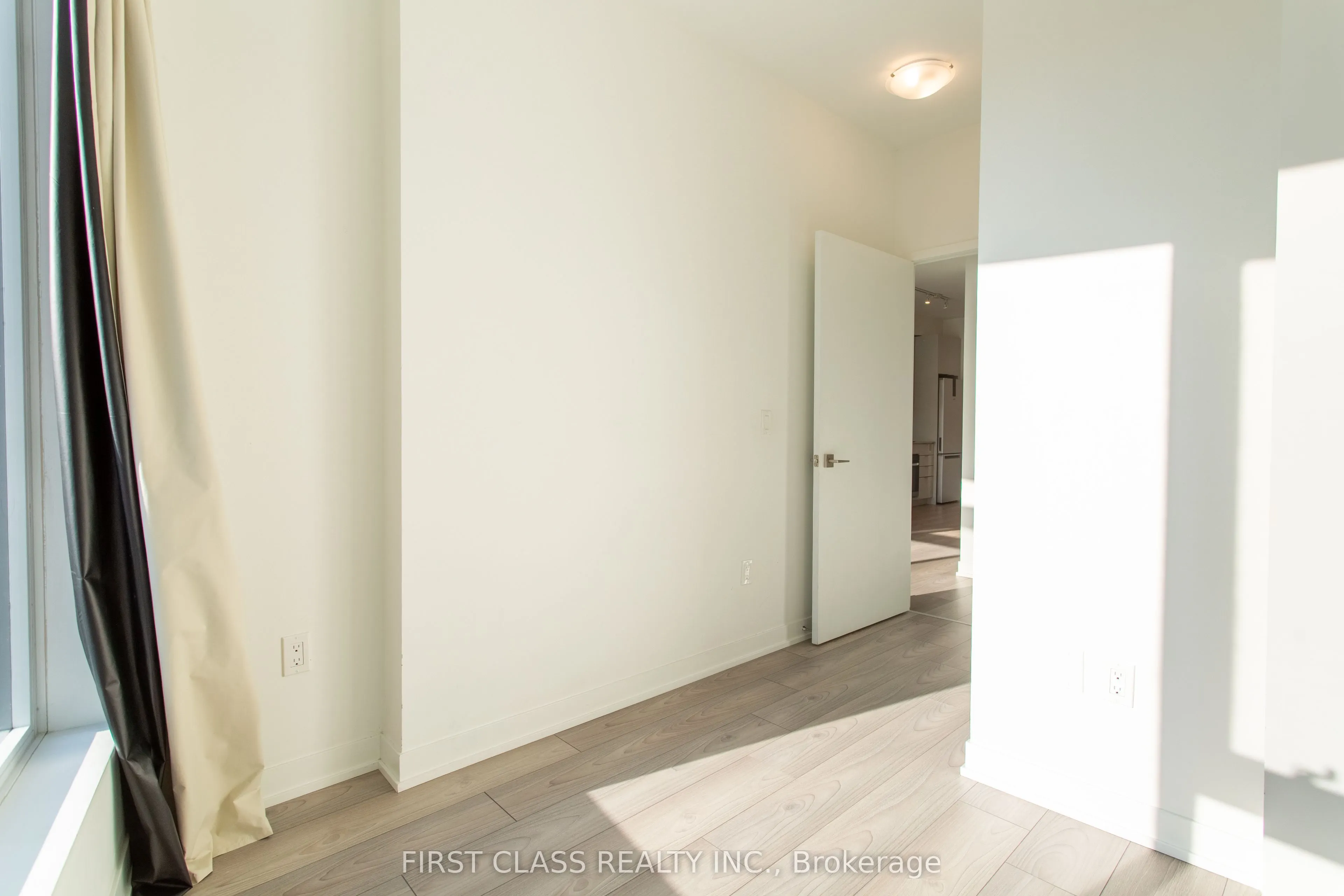 474 Caldari Road #403