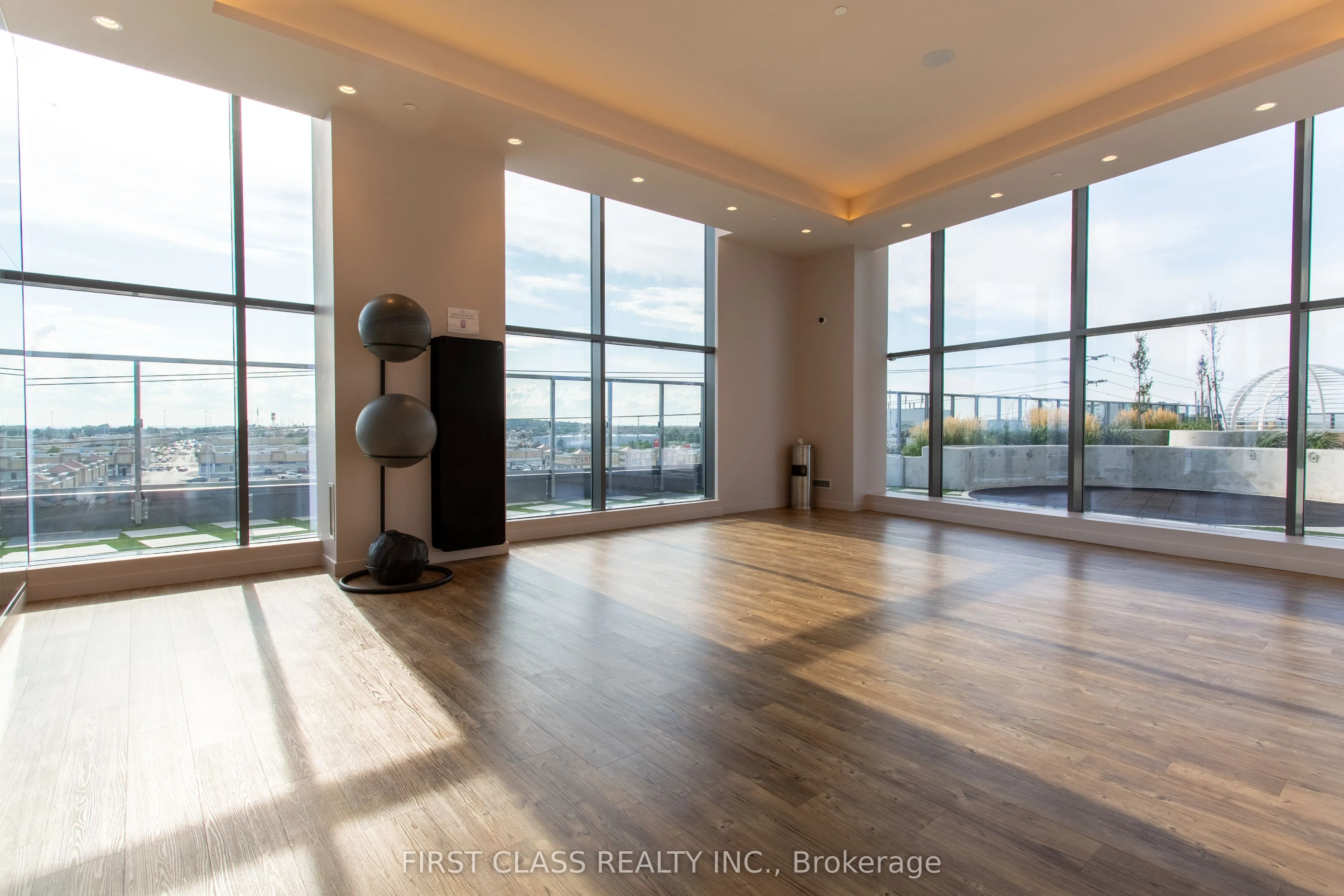474 Caldari Road #403