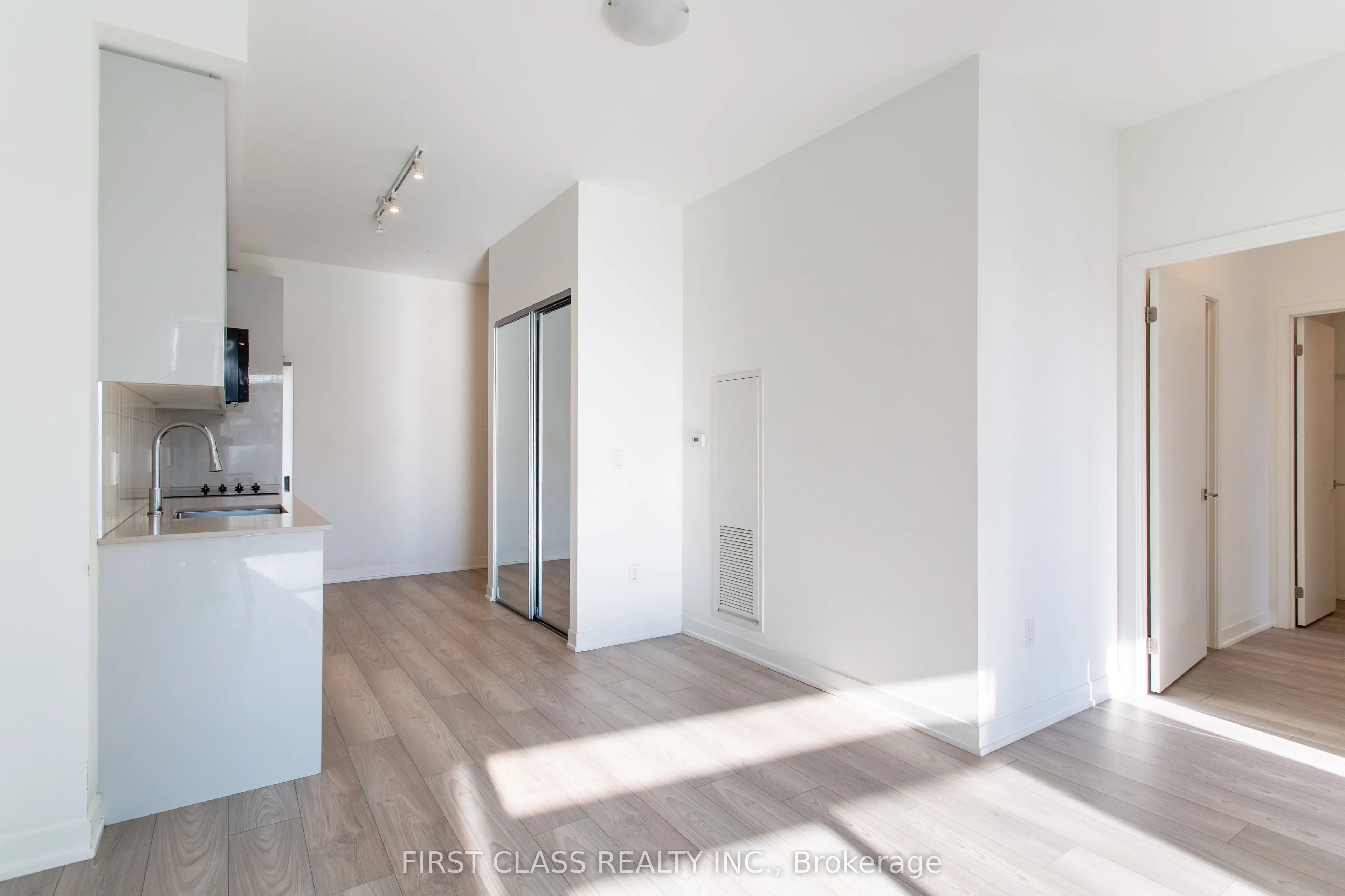 474 Caldari Road #403
